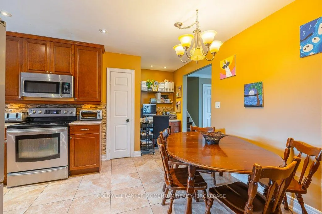Photo 13 of 86 Crescent Drive, Welland, Dain City — HOMEH