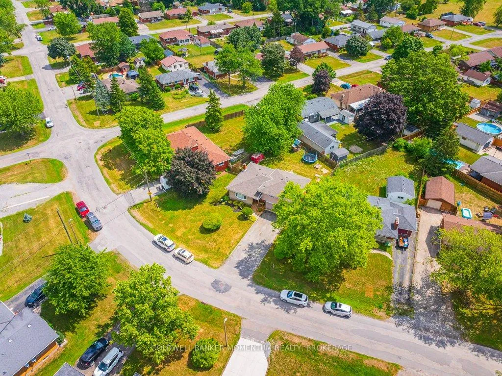Photo 43 of 86 Crescent Drive, Welland, Dain City — HOMEH