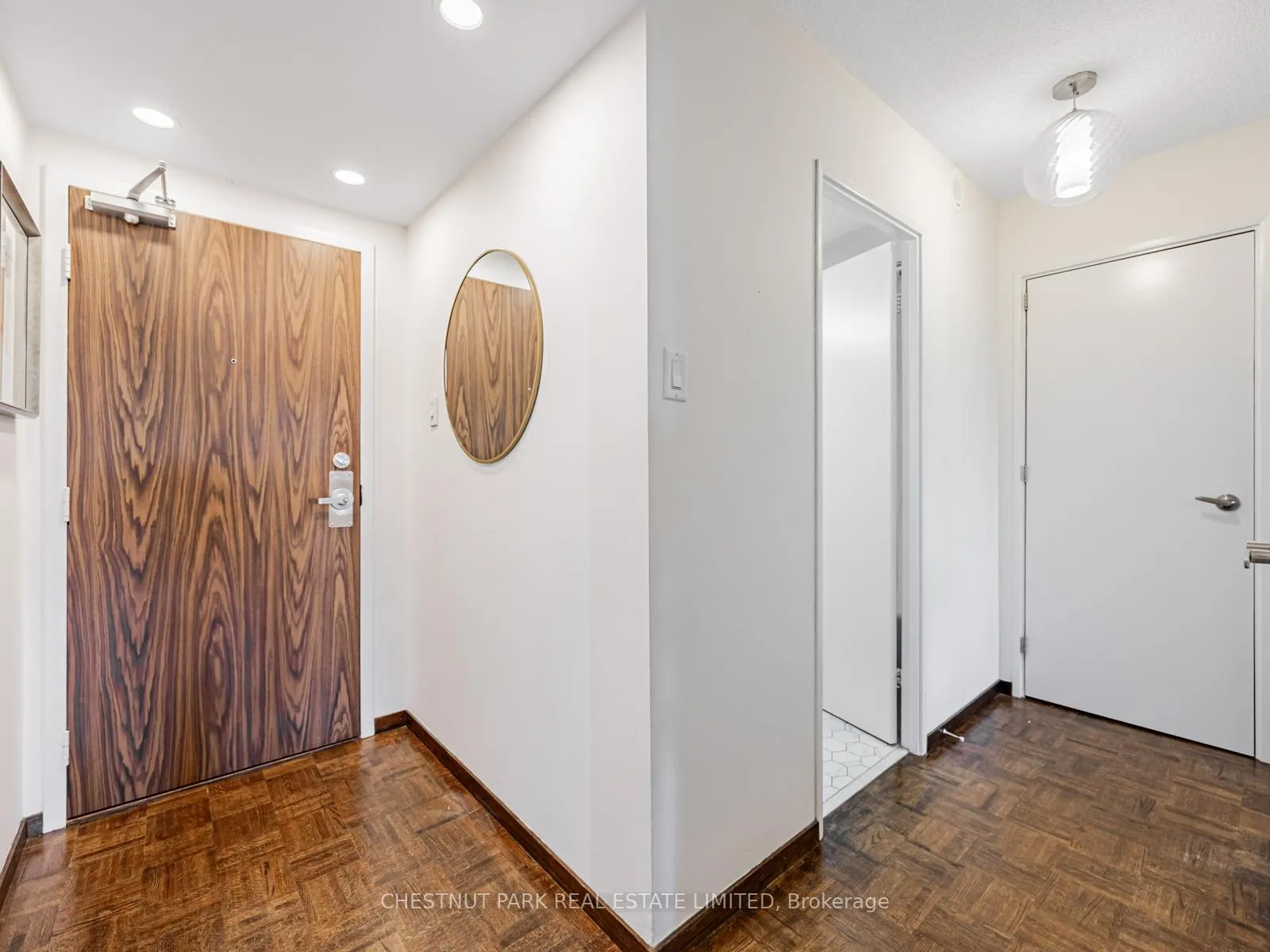 Photo 4 of Unit 507, 40 Sylvan Valleyway, Toronto, Bedford Park-Nortown — HOMEH