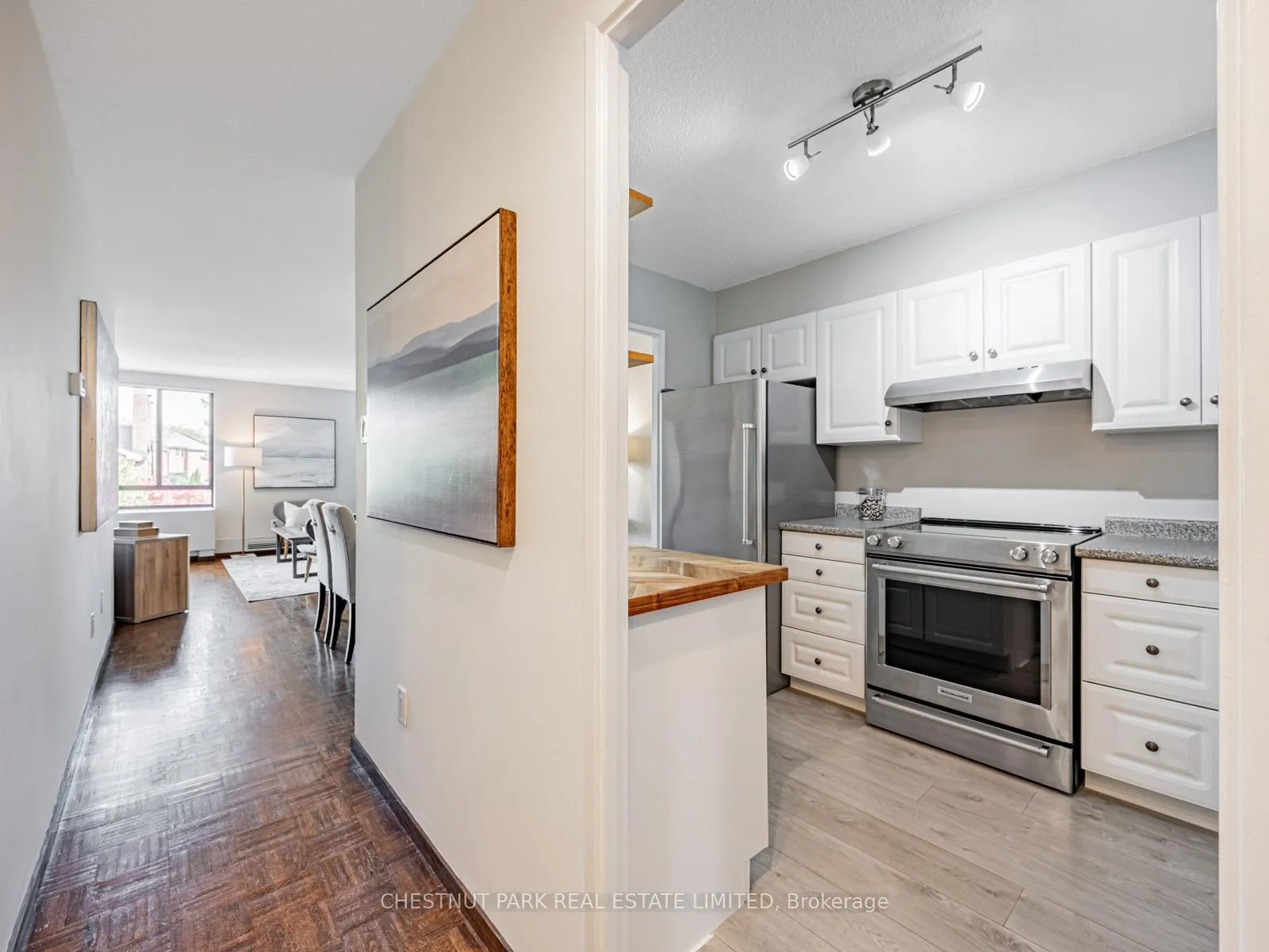 Photo 5 of Unit 507, 40 Sylvan Valleyway, Toronto, Bedford Park-Nortown — HOMEH