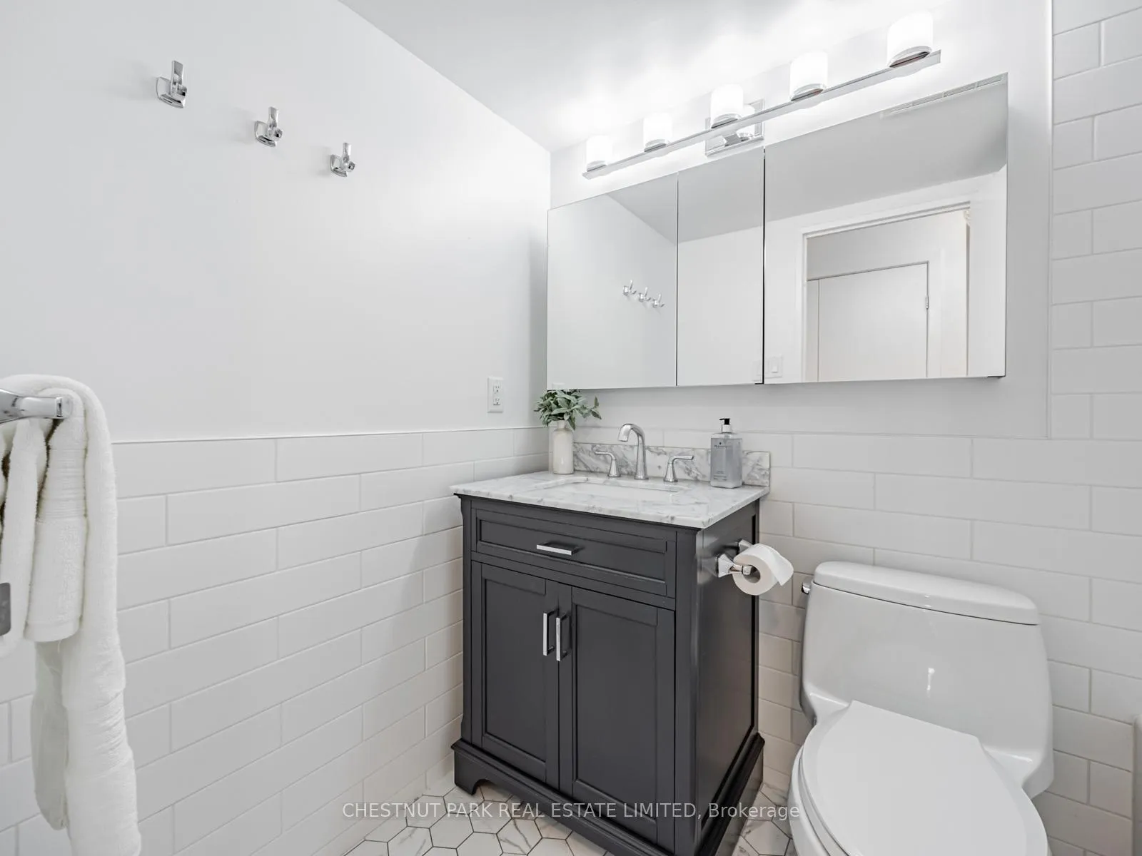 Photo 18 of Unit 507, 40 Sylvan Valleyway, Toronto, Bedford Park-Nortown — HOMEH