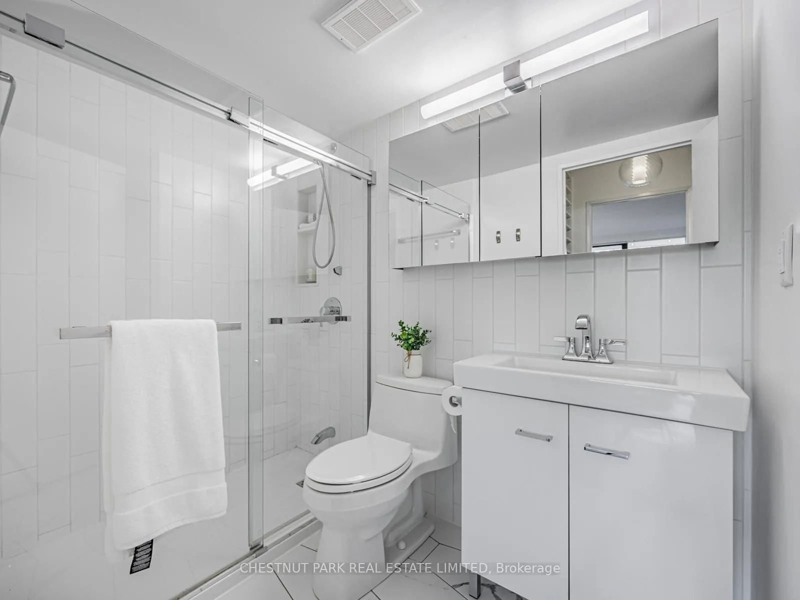 Photo 26 of Unit 507, 40 Sylvan Valleyway, Toronto, Bedford Park-Nortown — HOMEH