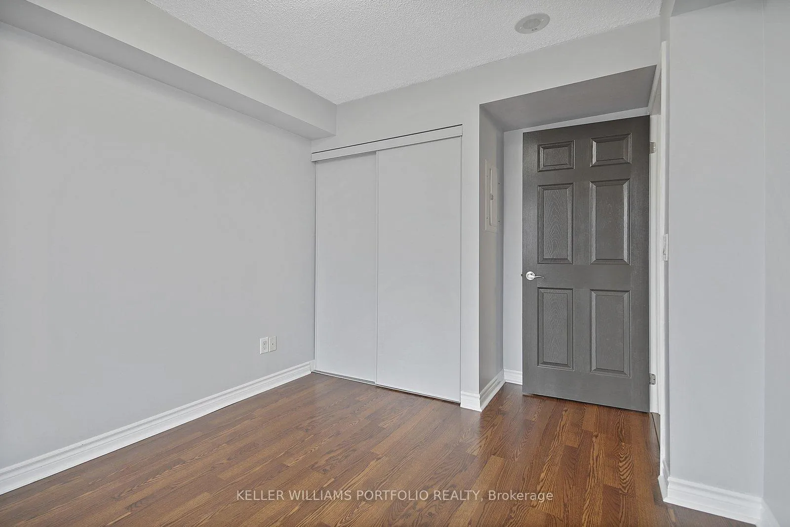 Photo 21 of Unit 2208, 5 Michael Power Place, Etobicoke, Islington-City Centre West — HOMEH