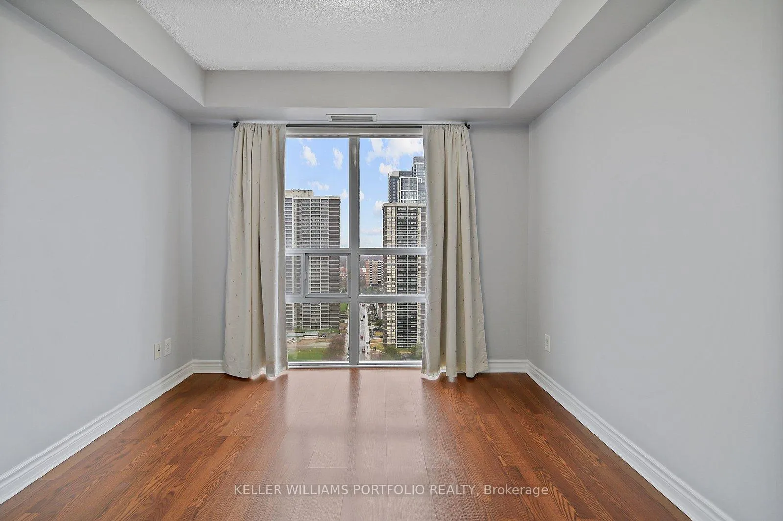 Photo 24 of Unit 2208, 5 Michael Power Place, Etobicoke, Islington-City Centre West — HOMEH