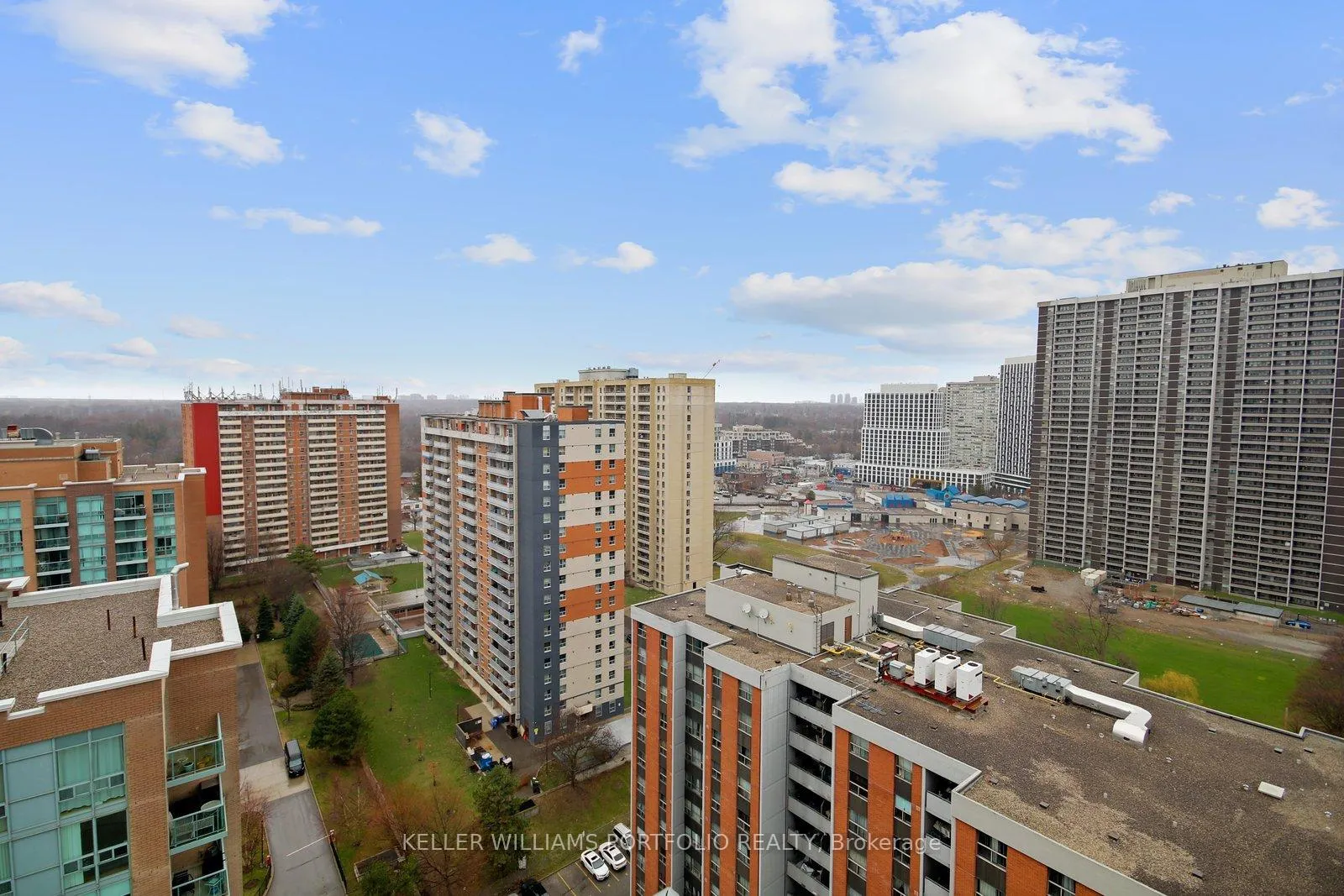 Photo 32 of Unit 2208, 5 Michael Power Place, Etobicoke, Islington-City Centre West — HOMEH