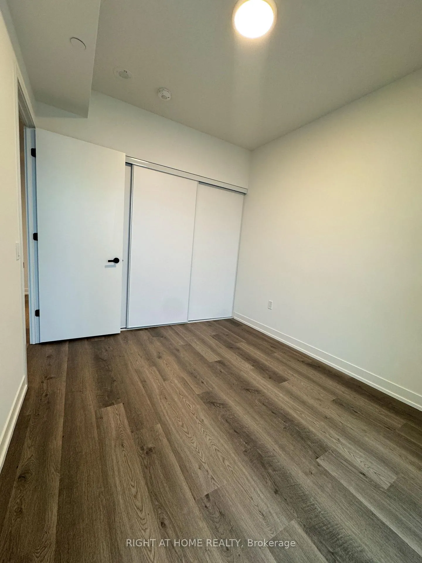 Photo 14 of Unit 3810, 8 Interchange Way, Vaughan, Vaughan Corporate Centre — HOMEH