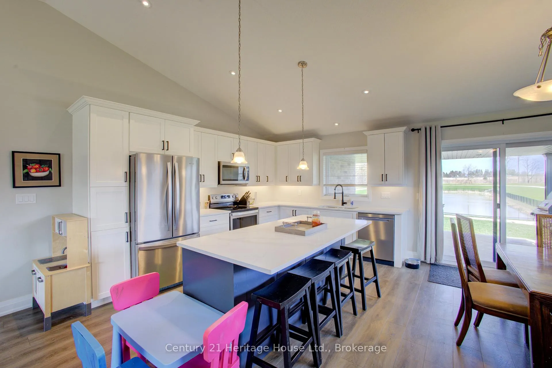 Photo 16 of 114 Jackson Street, West Grey — HOMEH