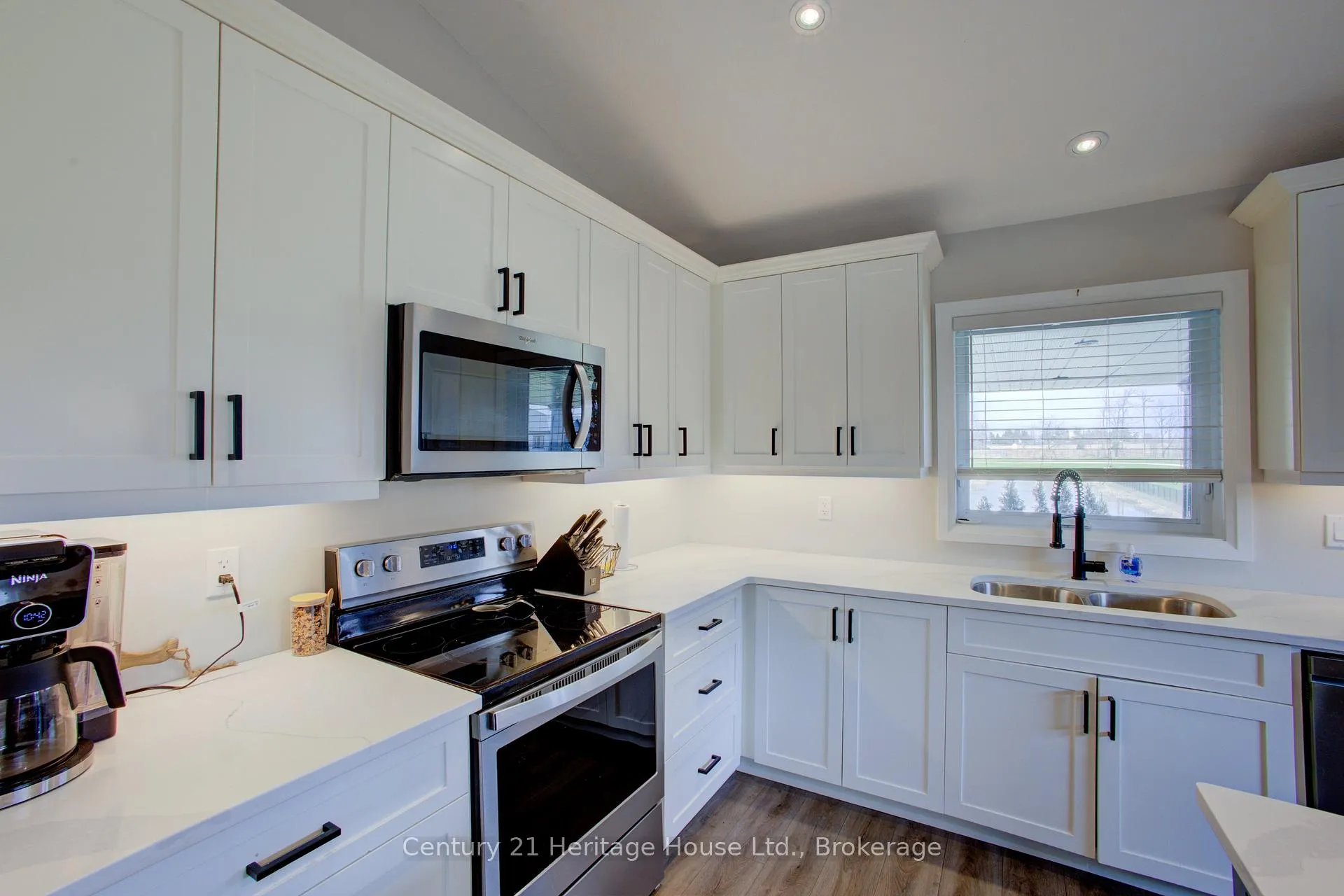 Photo 18 of 114 Jackson Street, West Grey — HOMEH