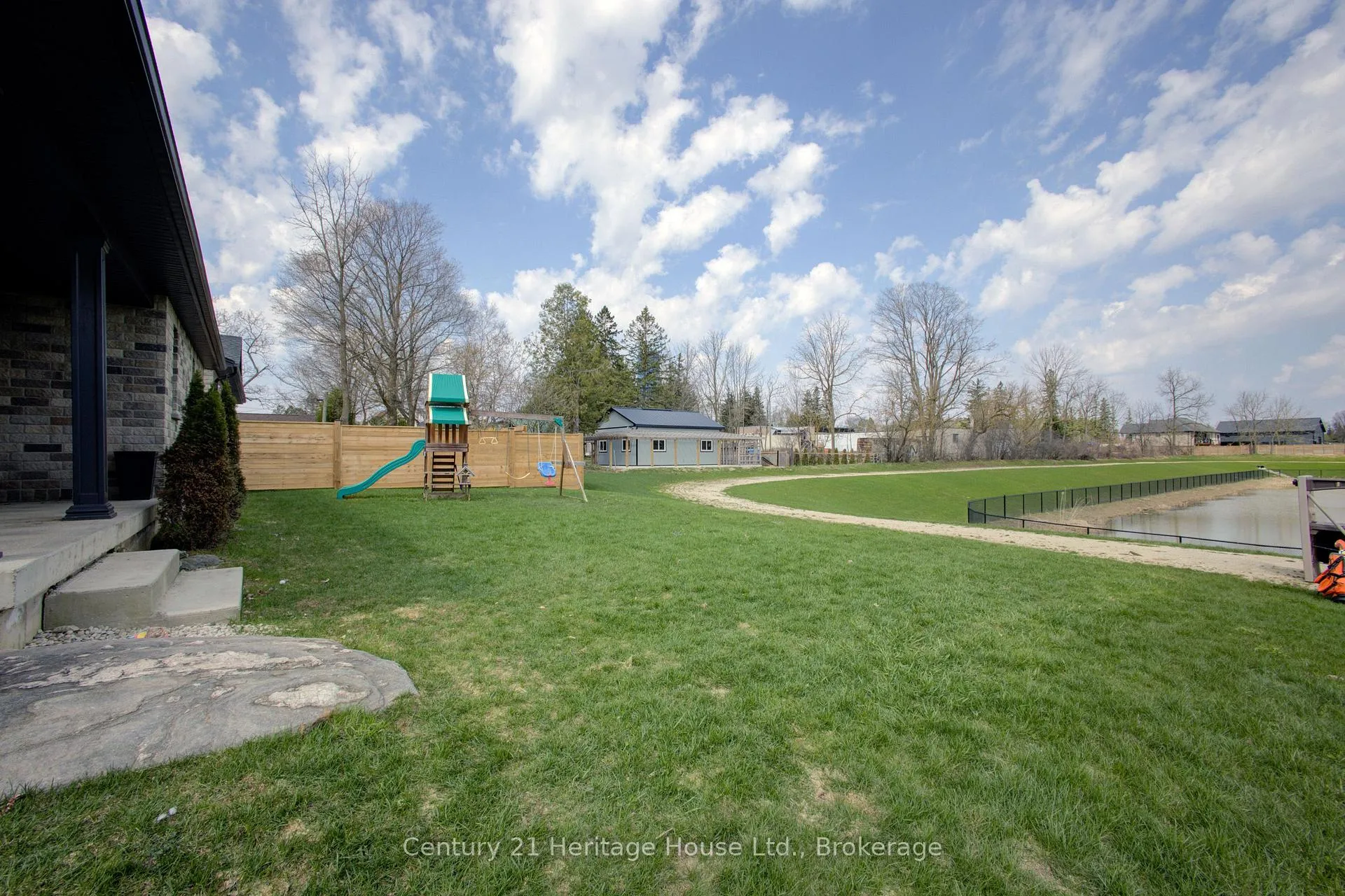 Photo 36 of 114 Jackson Street, West Grey — HOMEH