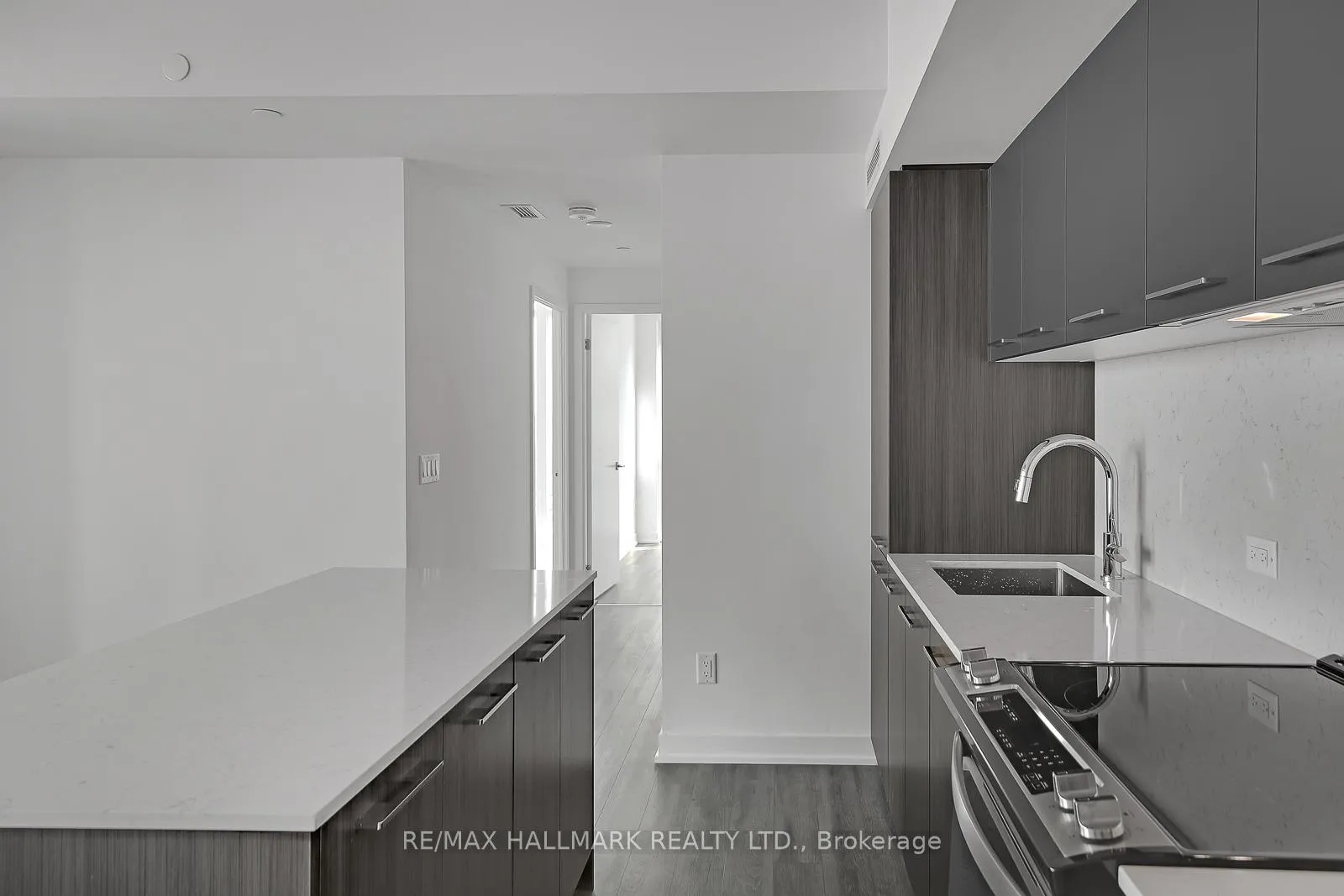 Photo 3 of Unit 1110, 45 Baseball Place, Toronto, South Riverdale — HOMEH