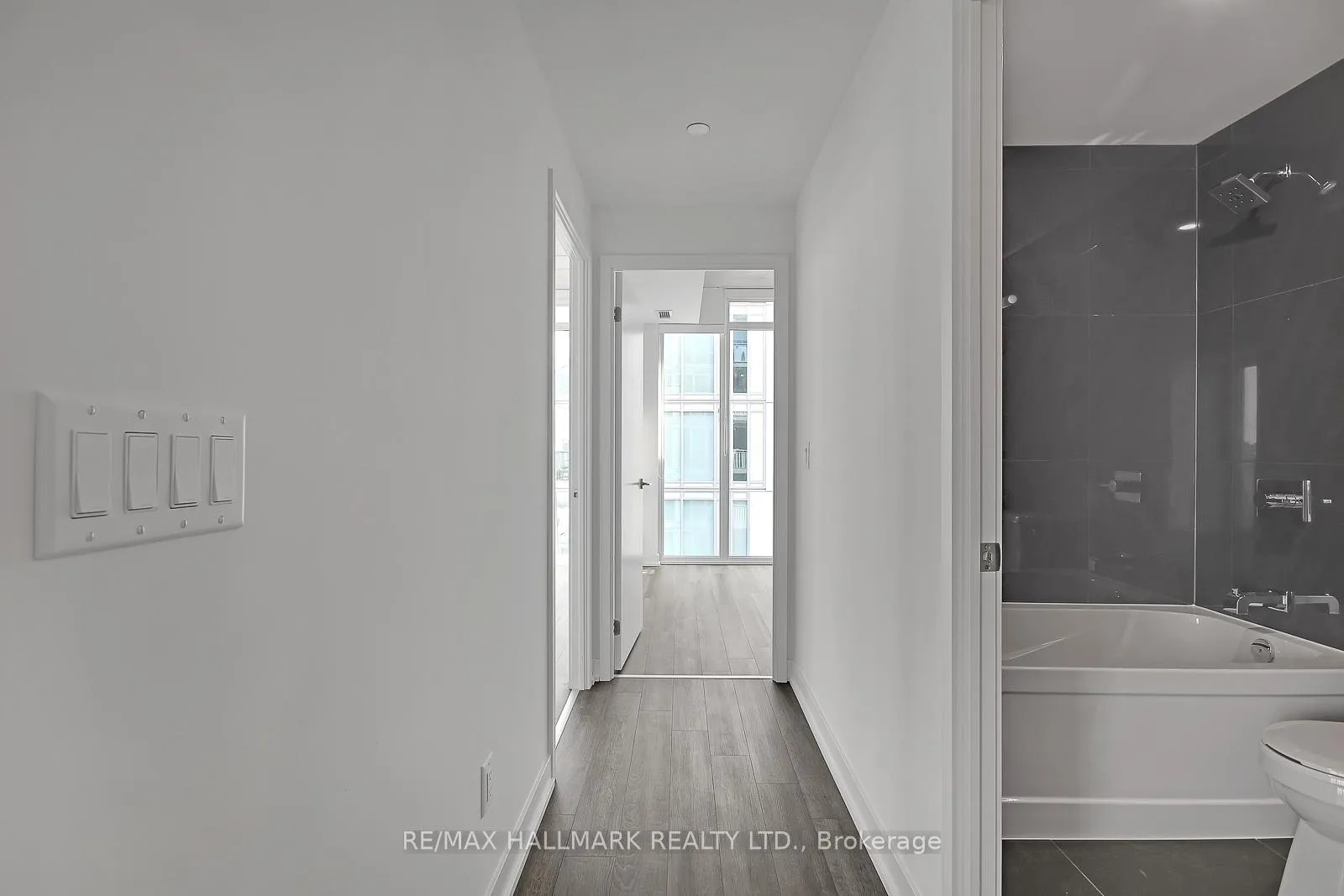 Photo 10 of Unit 1110, 45 Baseball Place, Toronto, South Riverdale — HOMEH