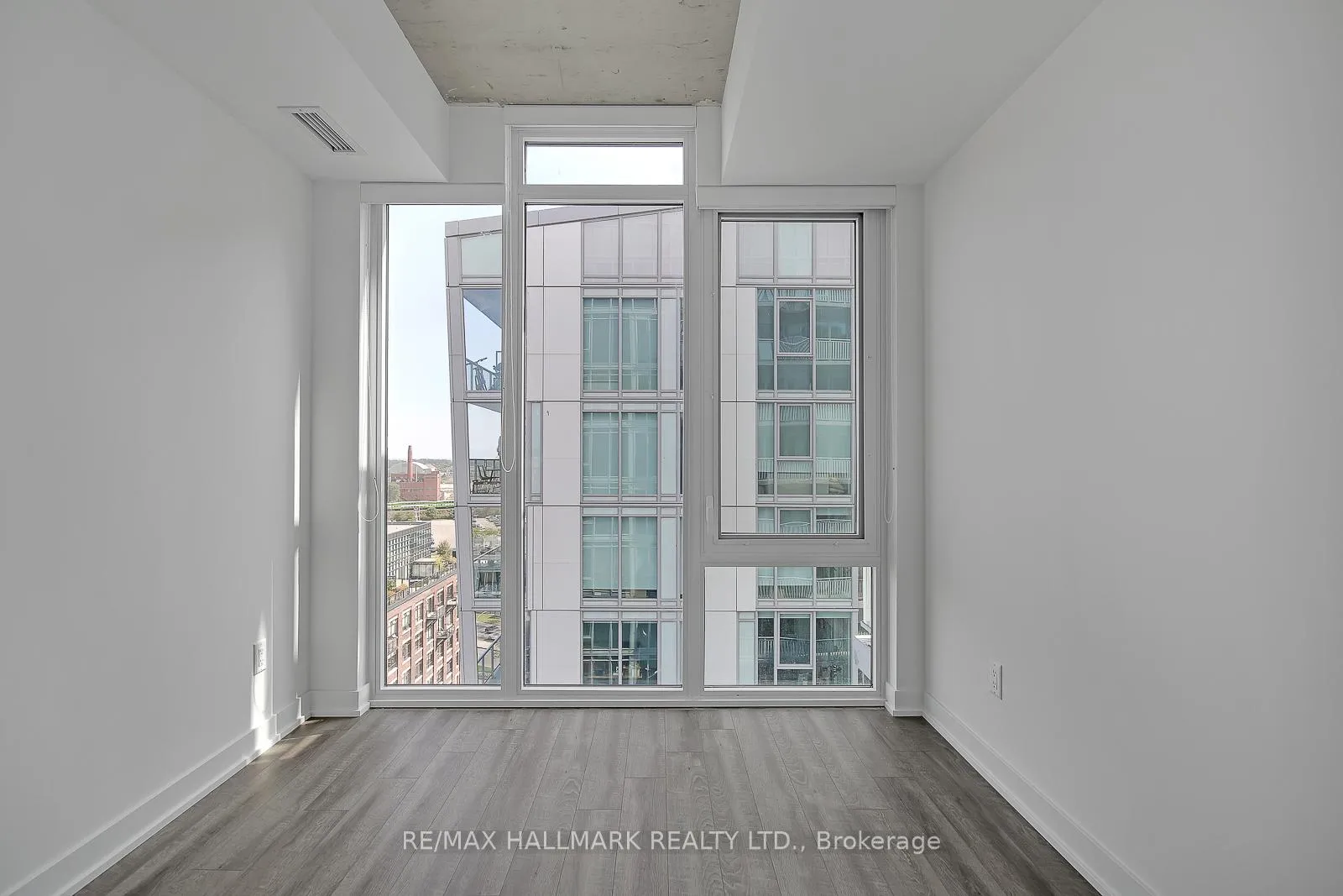 Photo 14 of Unit 1110, 45 Baseball Place, Toronto, South Riverdale — HOMEH