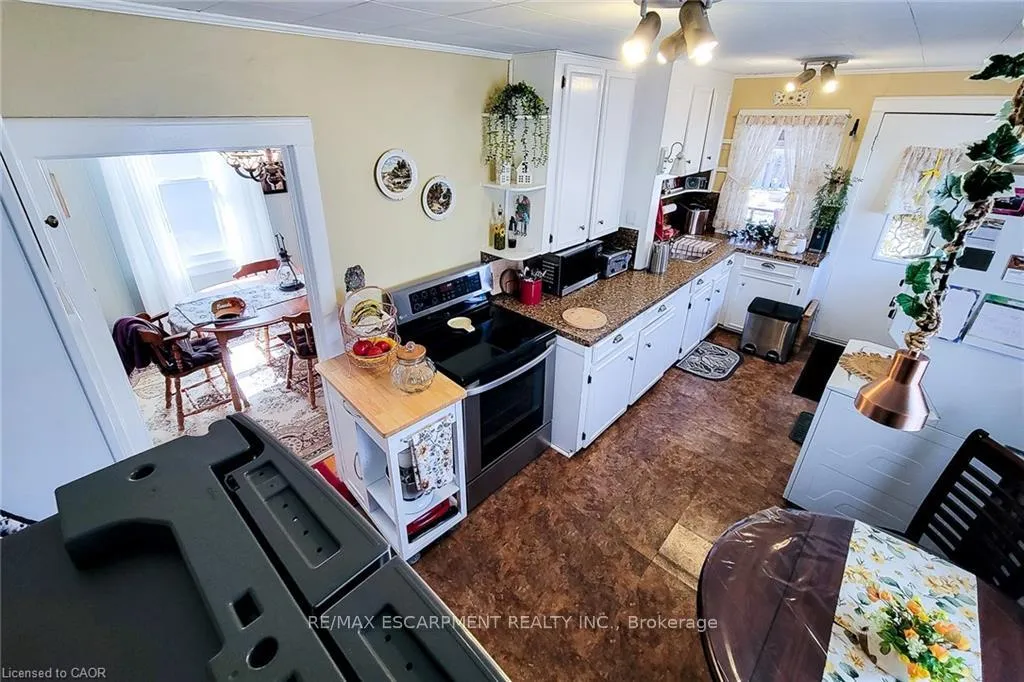 Photo 15 of 72 East 32nd Street, Hamilton, Raleigh — HOMEH