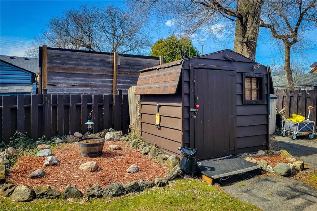 Photo 43 of 72 East 32nd Street, Hamilton, Raleigh — HOMEH