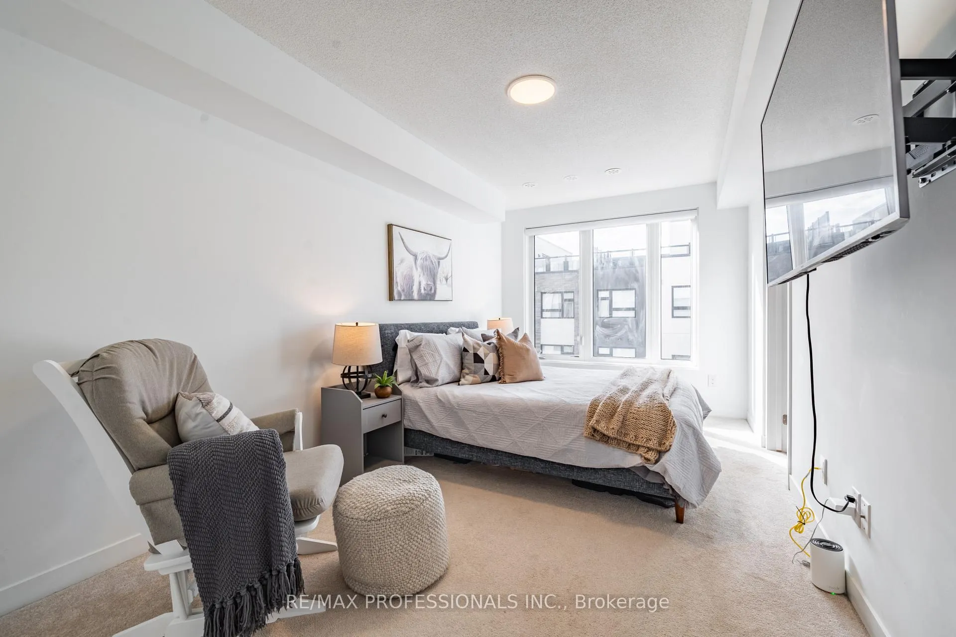 Photo 13 of Unit TH27, 1095 Cooke Boulevard, Burlington, LaSalle — HOMEH