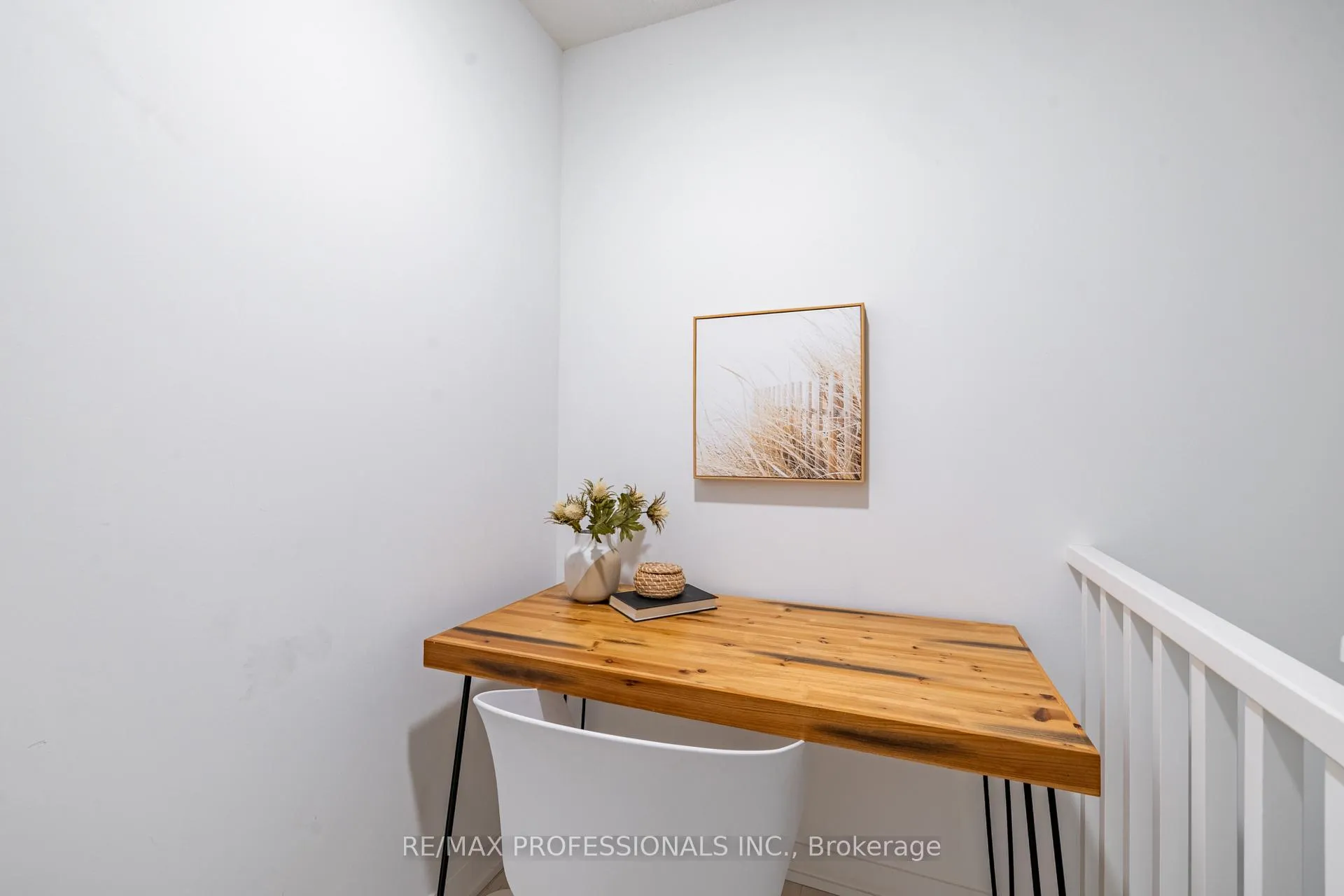 Photo 20 of Unit TH27, 1095 Cooke Boulevard, Burlington, LaSalle — HOMEH