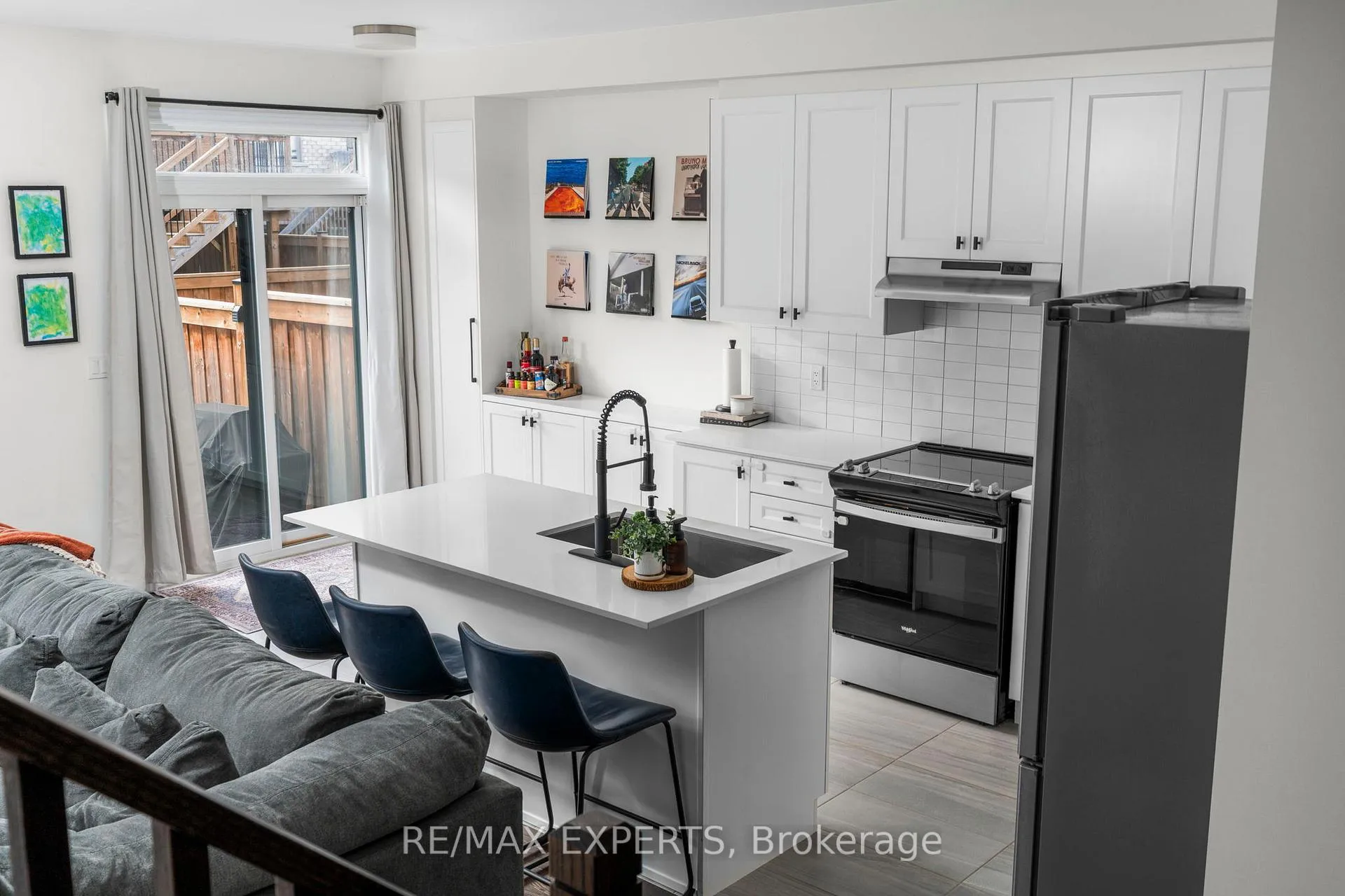 Photo 11 of 1473 Blackmore Street, Innisfil, Alcona — HOMEH