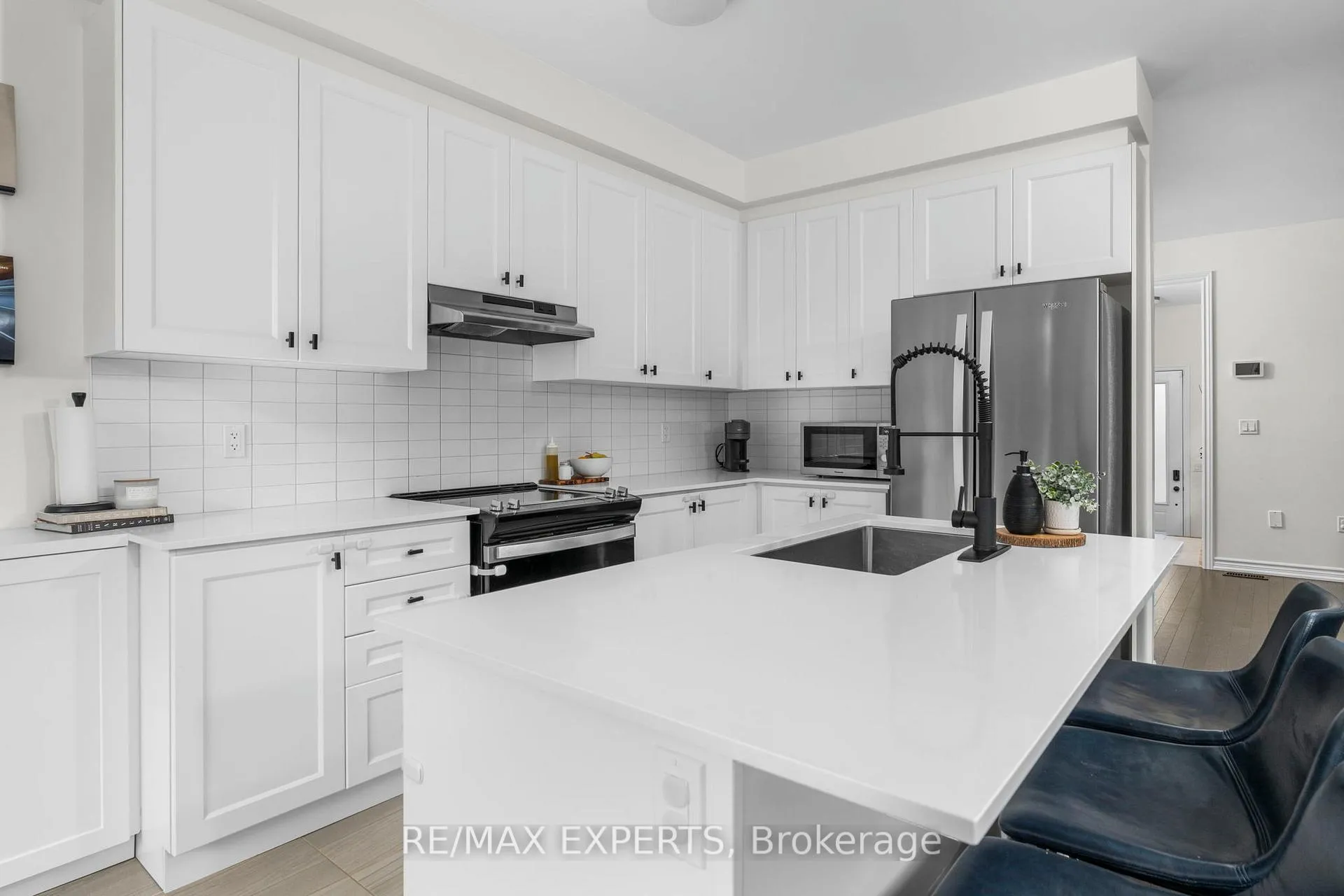 Photo 16 of 1473 Blackmore Street, Innisfil, Alcona — HOMEH