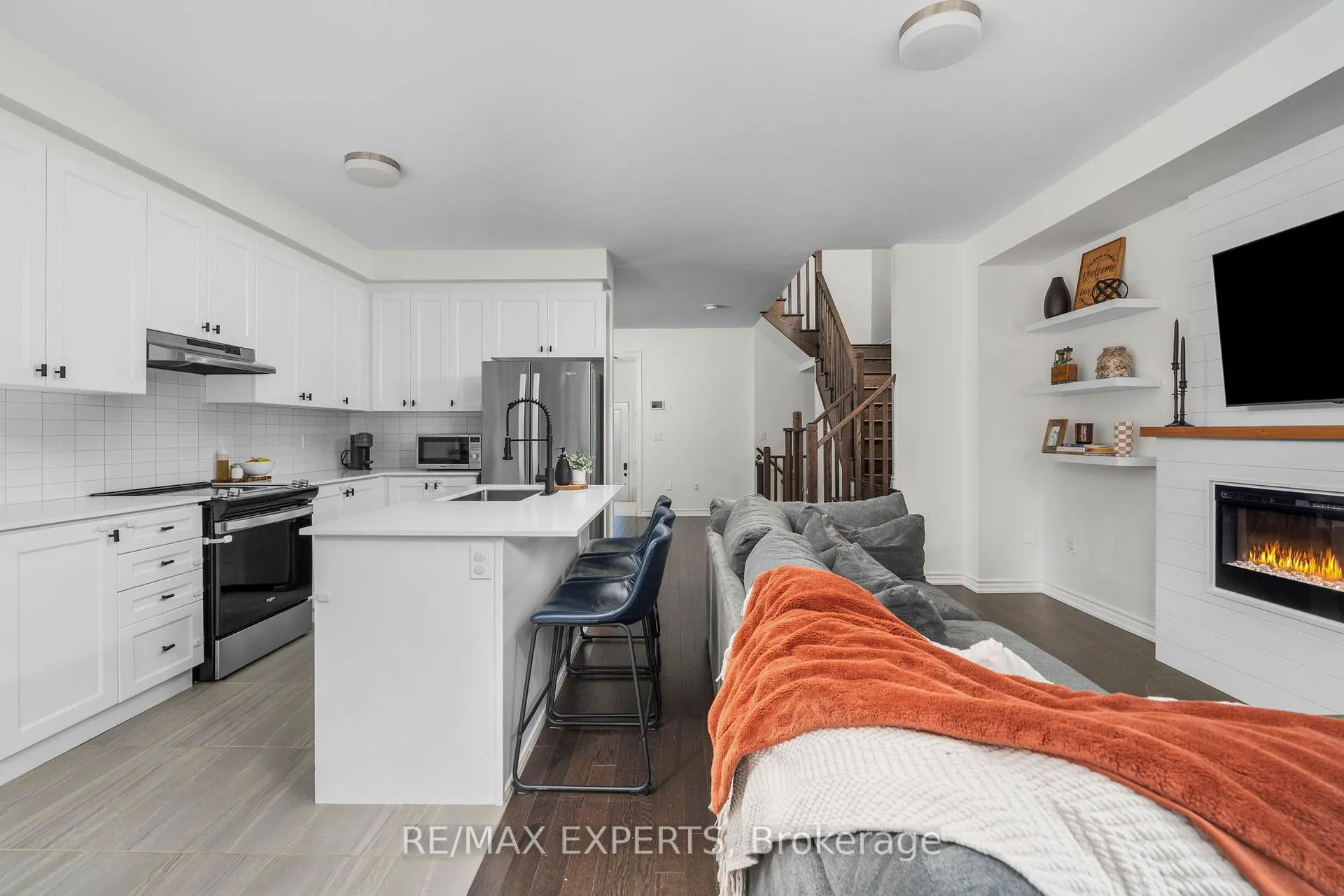 Photo 23 of 1473 Blackmore Street, Innisfil, Alcona — HOMEH