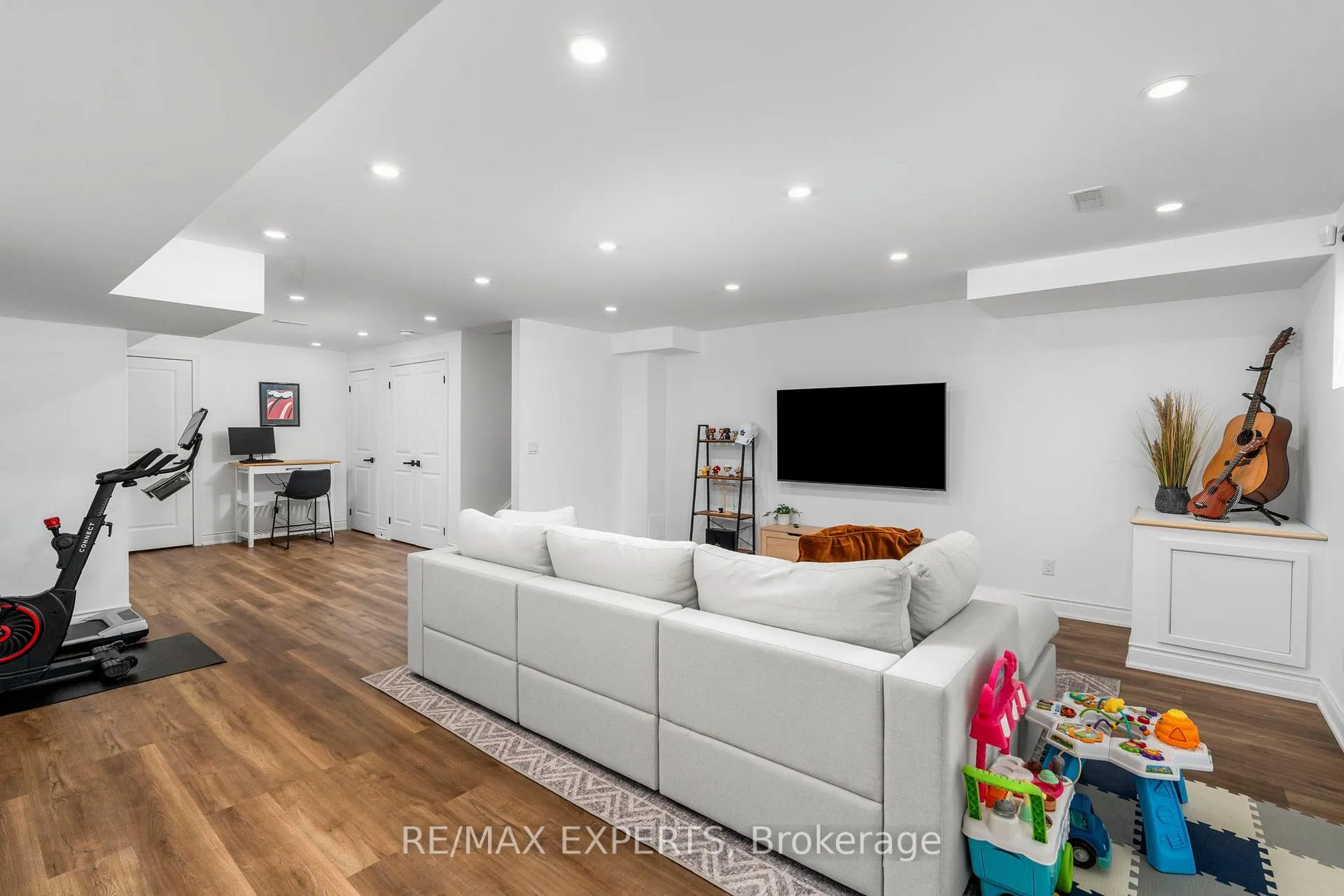 Photo 41 of 1473 Blackmore Street, Innisfil, Alcona — HOMEH