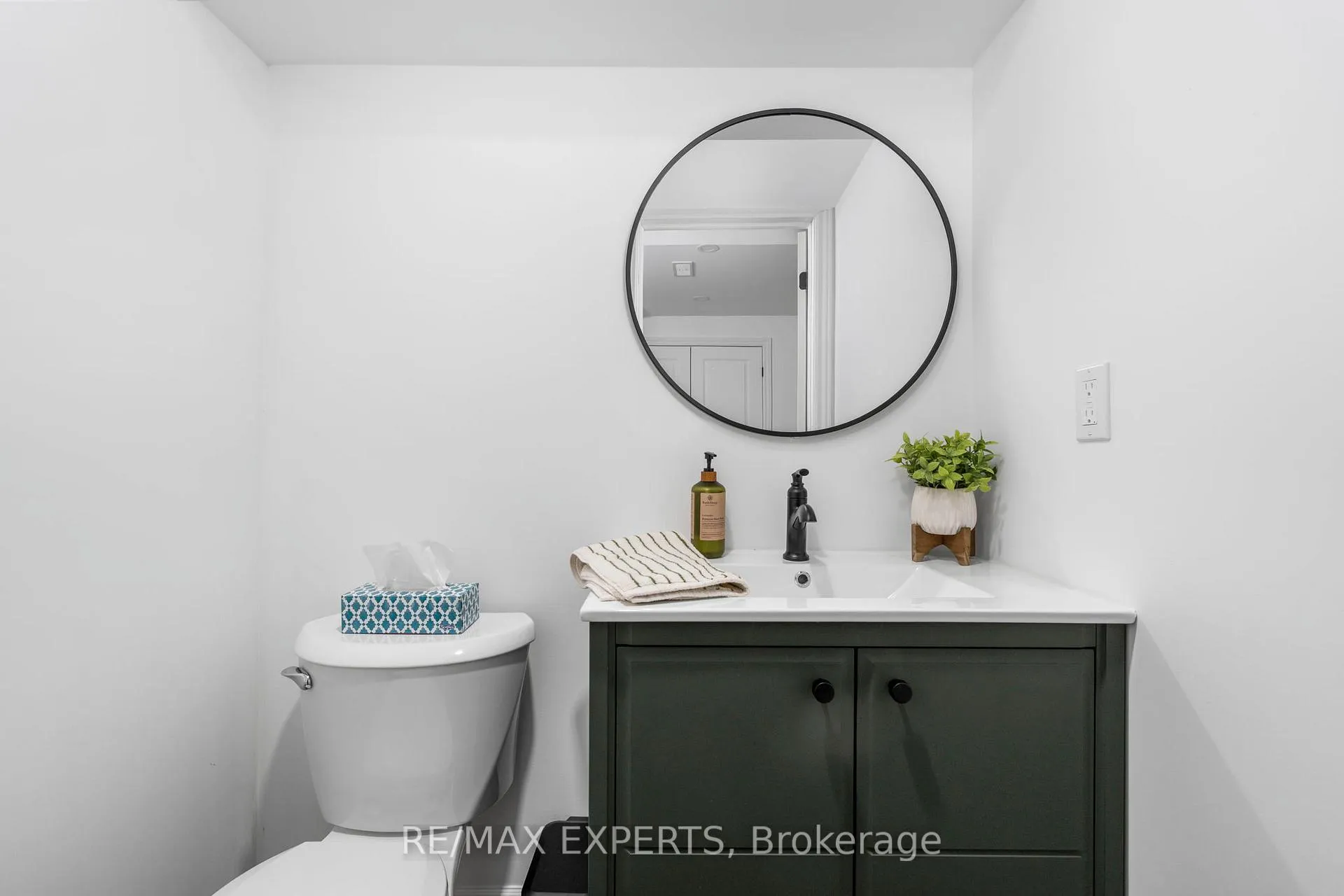 Photo 42 of 1473 Blackmore Street, Innisfil, Alcona — HOMEH