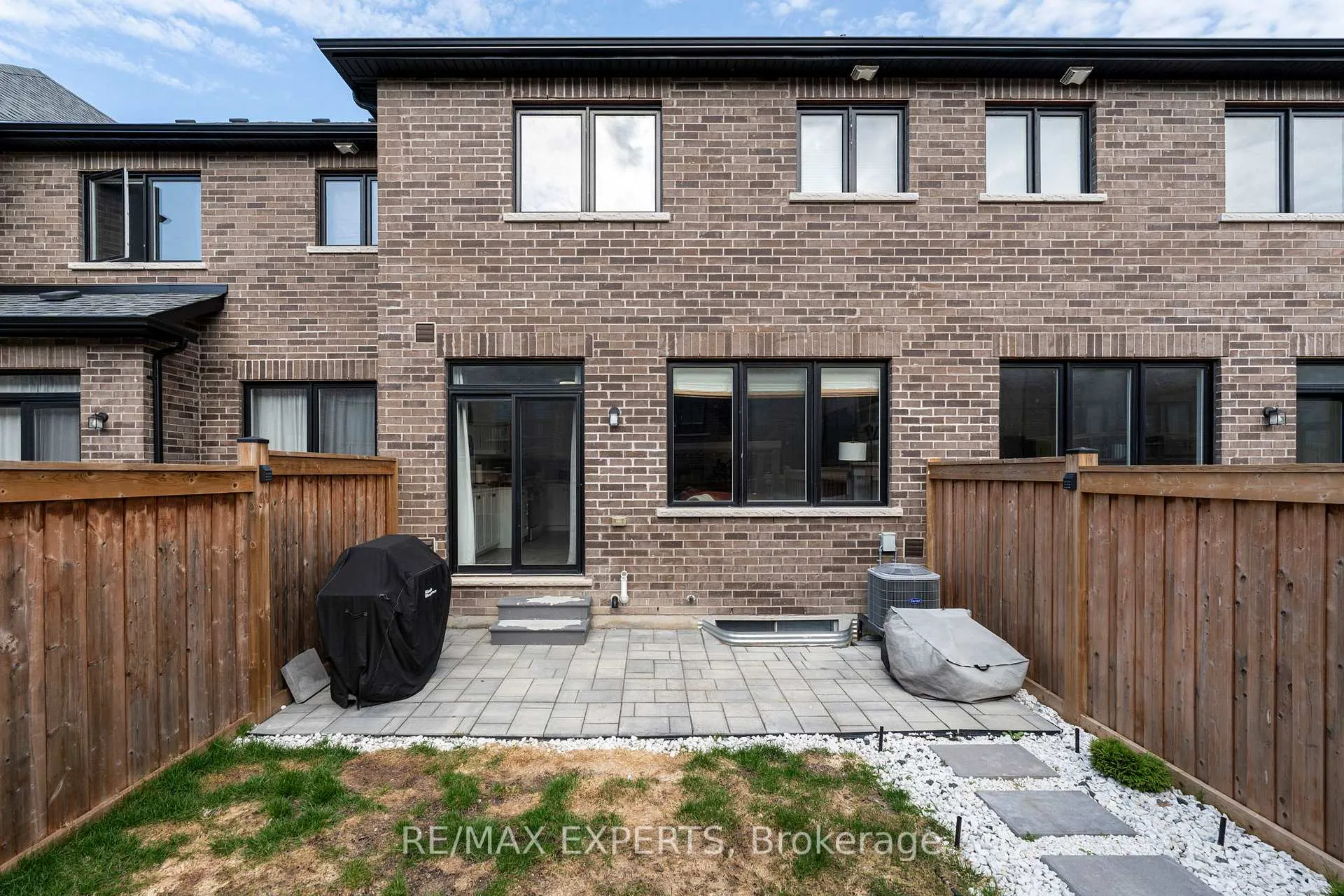 Photo 44 of 1473 Blackmore Street, Innisfil, Alcona — HOMEH
