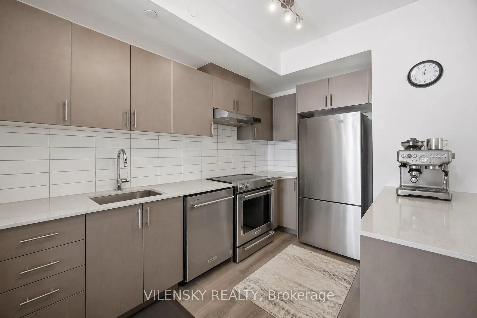 Photo 7 of Unit 1623, 9000 Jane Street, Vaughan, Vaughan Corporate Centre — HOMEH
