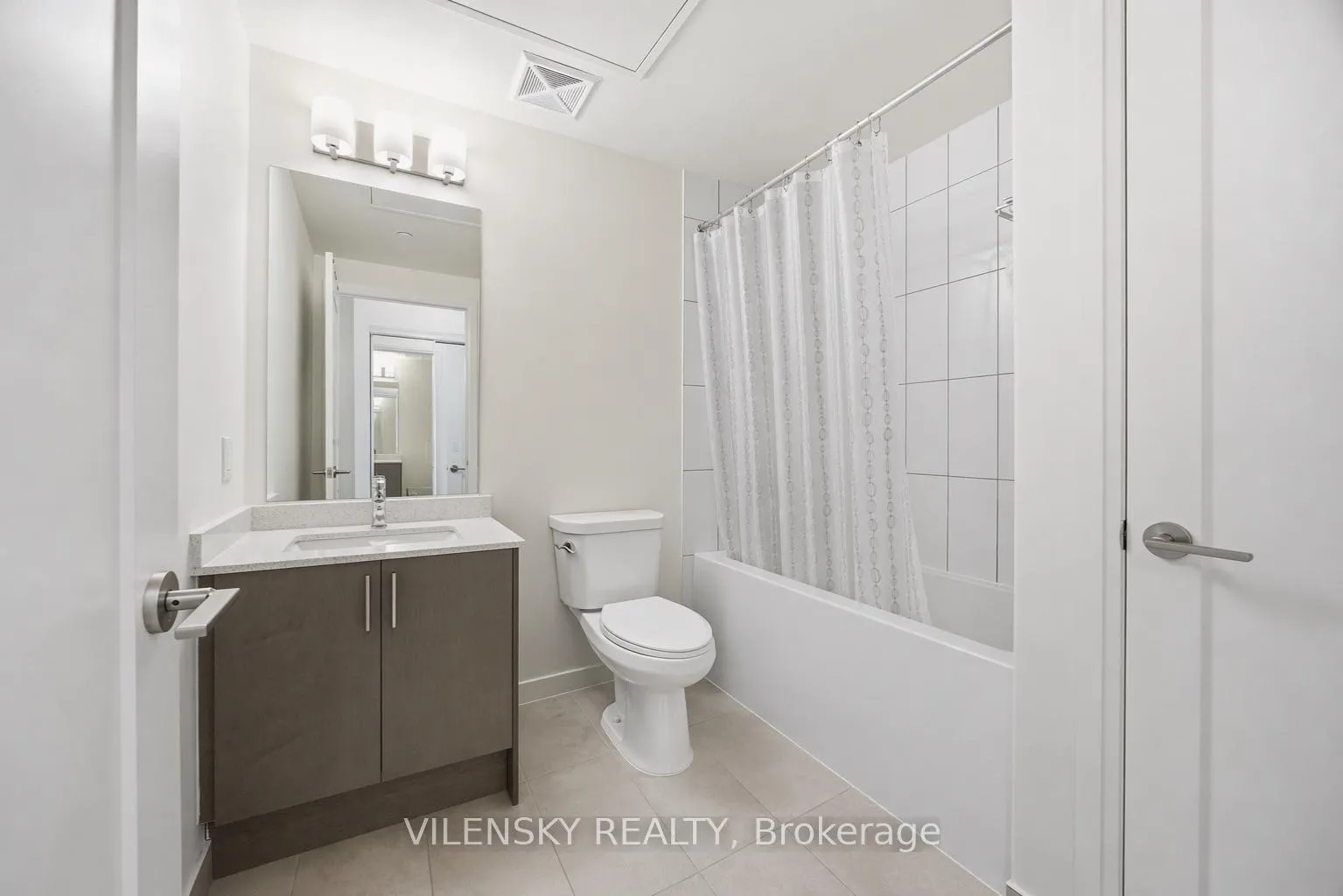 Photo 10 of Unit 1623, 9000 Jane Street, Vaughan, Vaughan Corporate Centre — HOMEH