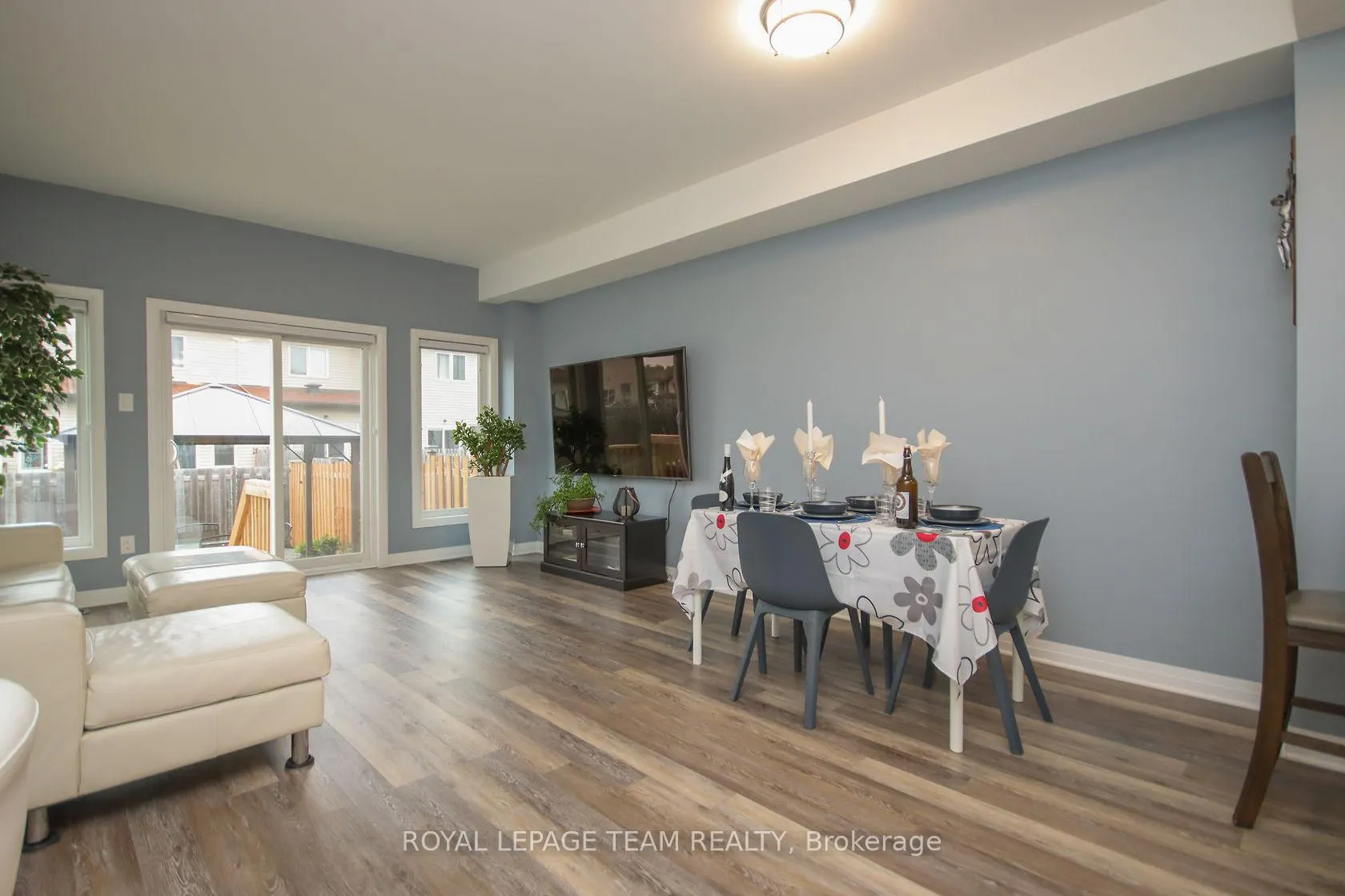 Photo 16 of 38 Mona Mcbride Drive, Arnprior — HOMEH