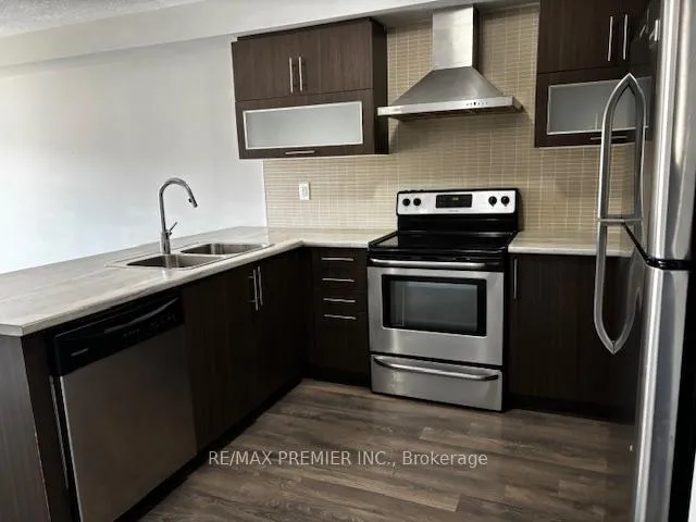 Photo 3 of 9 Daylight Street, Brampton, Northwest Brampton — HOMEH