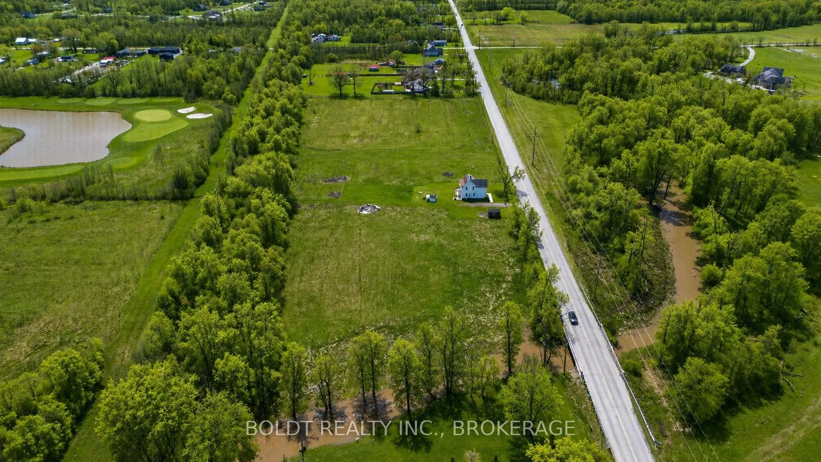 Photo 7 of 9694 Willoughby Drive, Niagara Falls, Lyons Creek — HOMEH