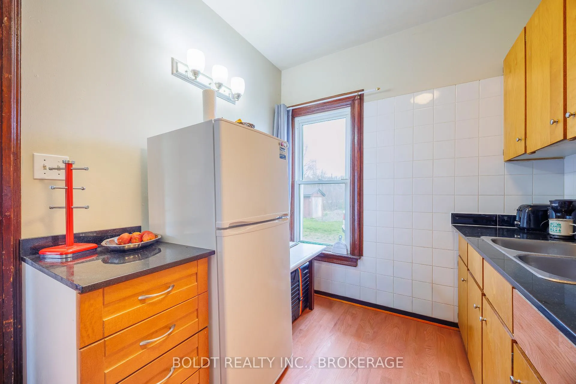 Photo 13 of 9694 Willoughby Drive, Niagara Falls, Lyons Creek — HOMEH