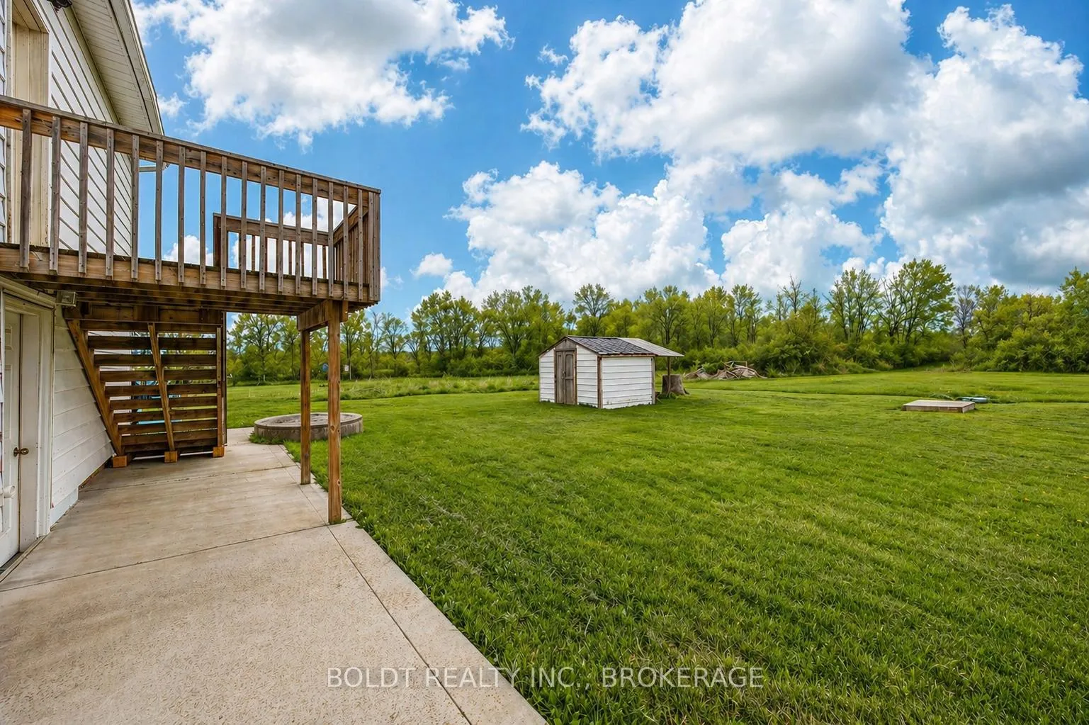 Photo 25 of 9694 Willoughby Drive, Niagara Falls, Lyons Creek — HOMEH