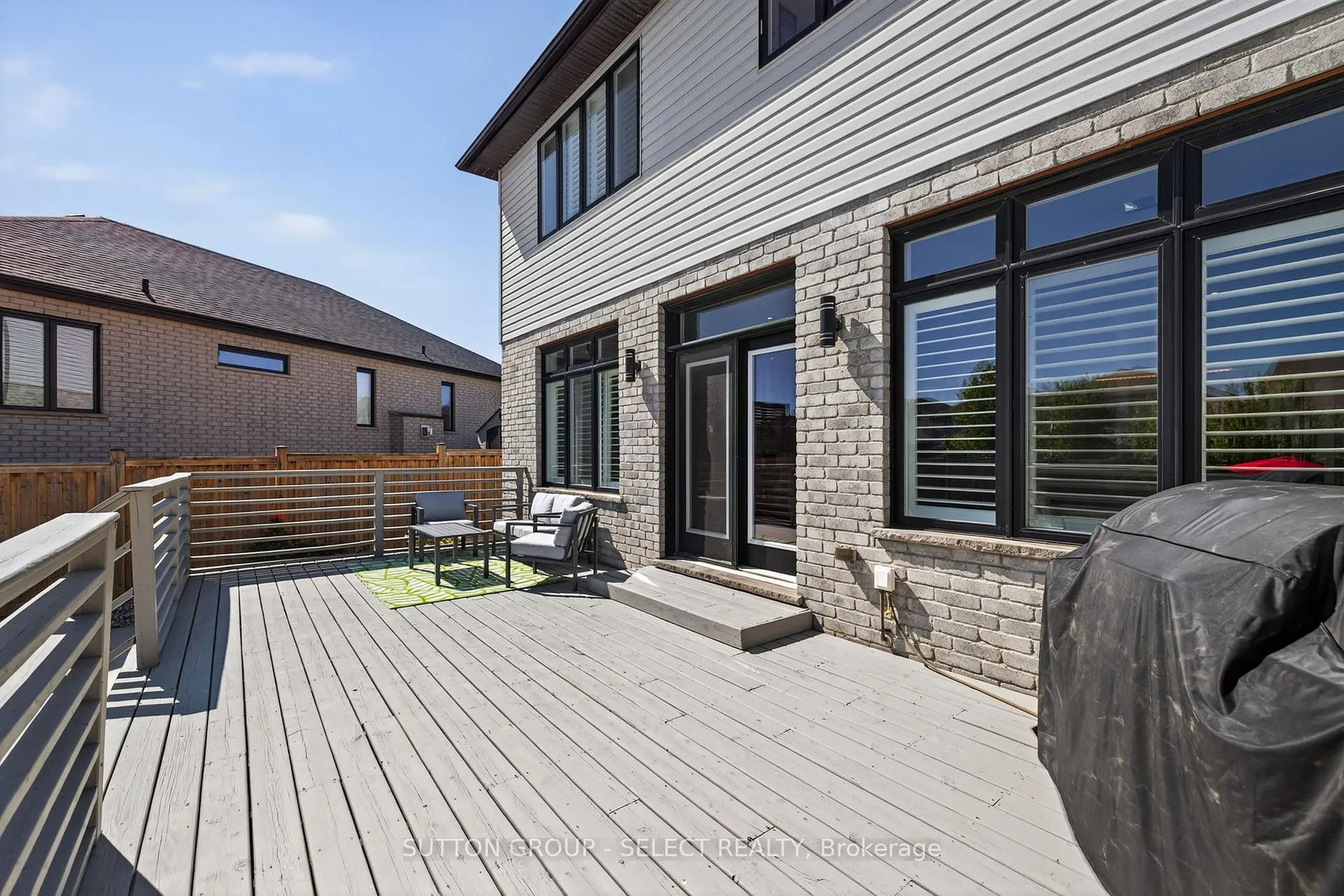 Photo 34 of 1879 Couldridge Way, London, North S — HOMEH