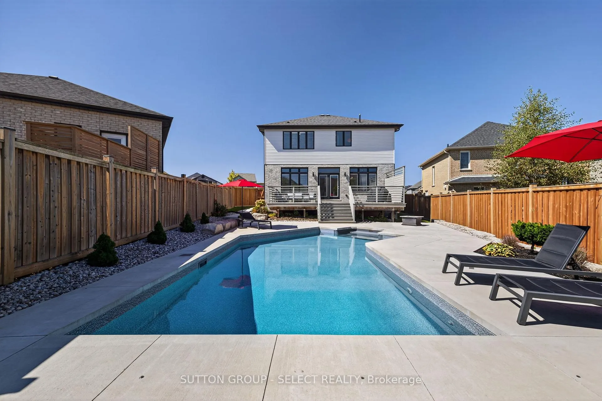 Photo 43 of 1879 Couldridge Way, London, North S — HOMEH