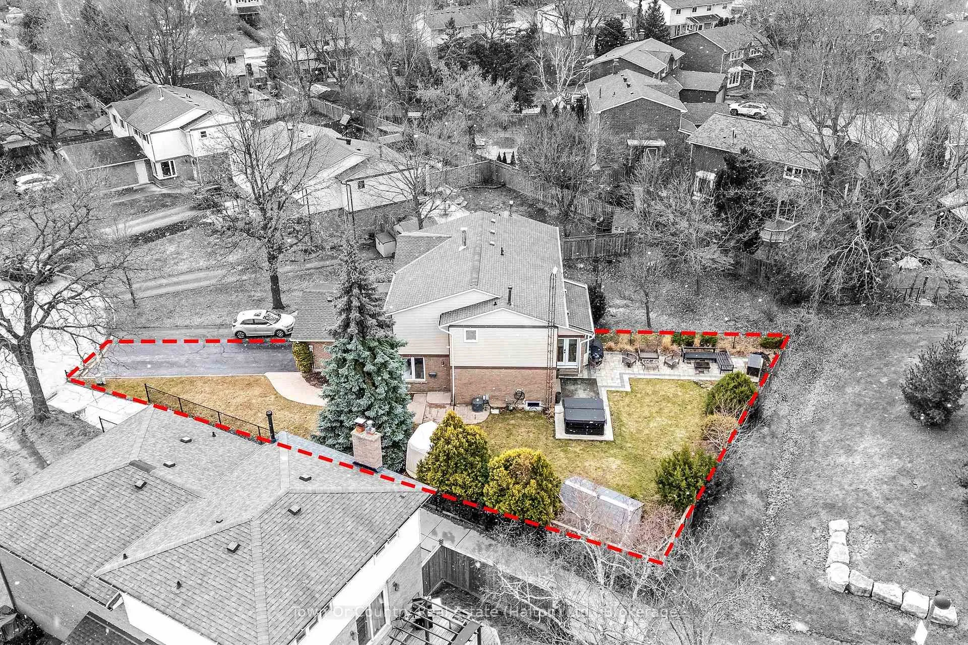 Photo 2 of 522 Conway Court, Milton, Timberlea — HOMEH