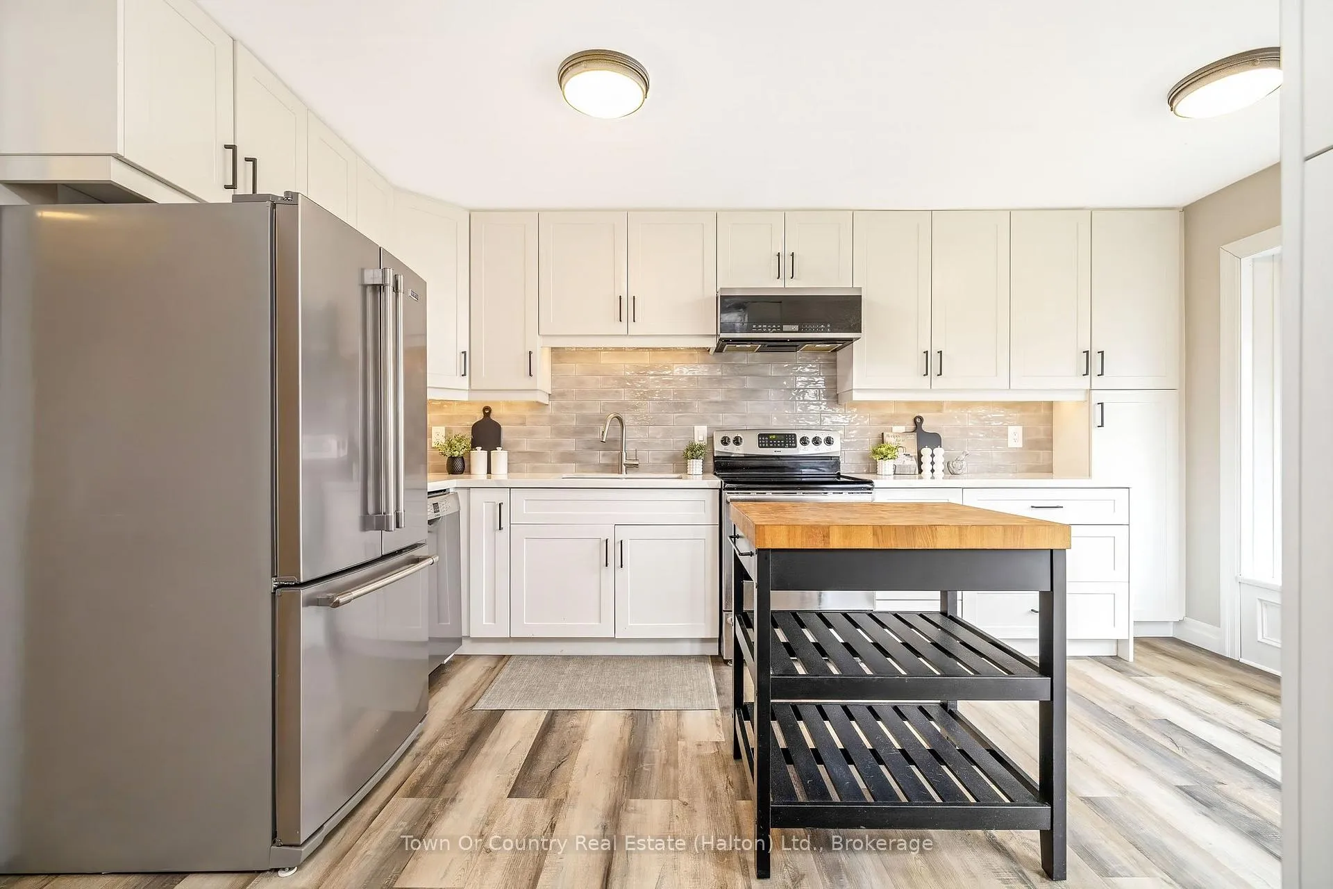 Photo 9 of 522 Conway Court, Milton, Timberlea — HOMEH