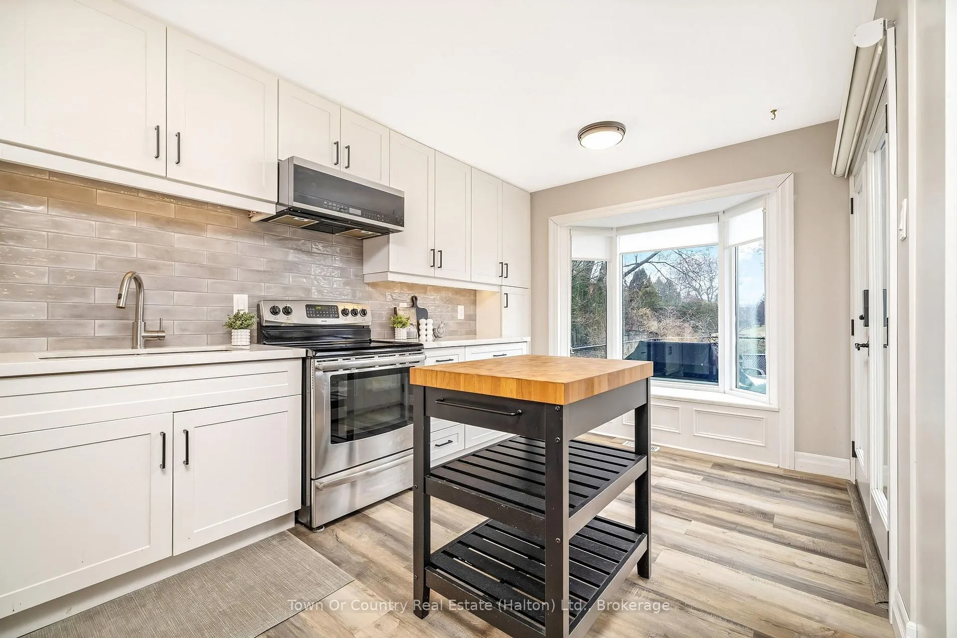Photo 10 of 522 Conway Court, Milton, Timberlea — HOMEH