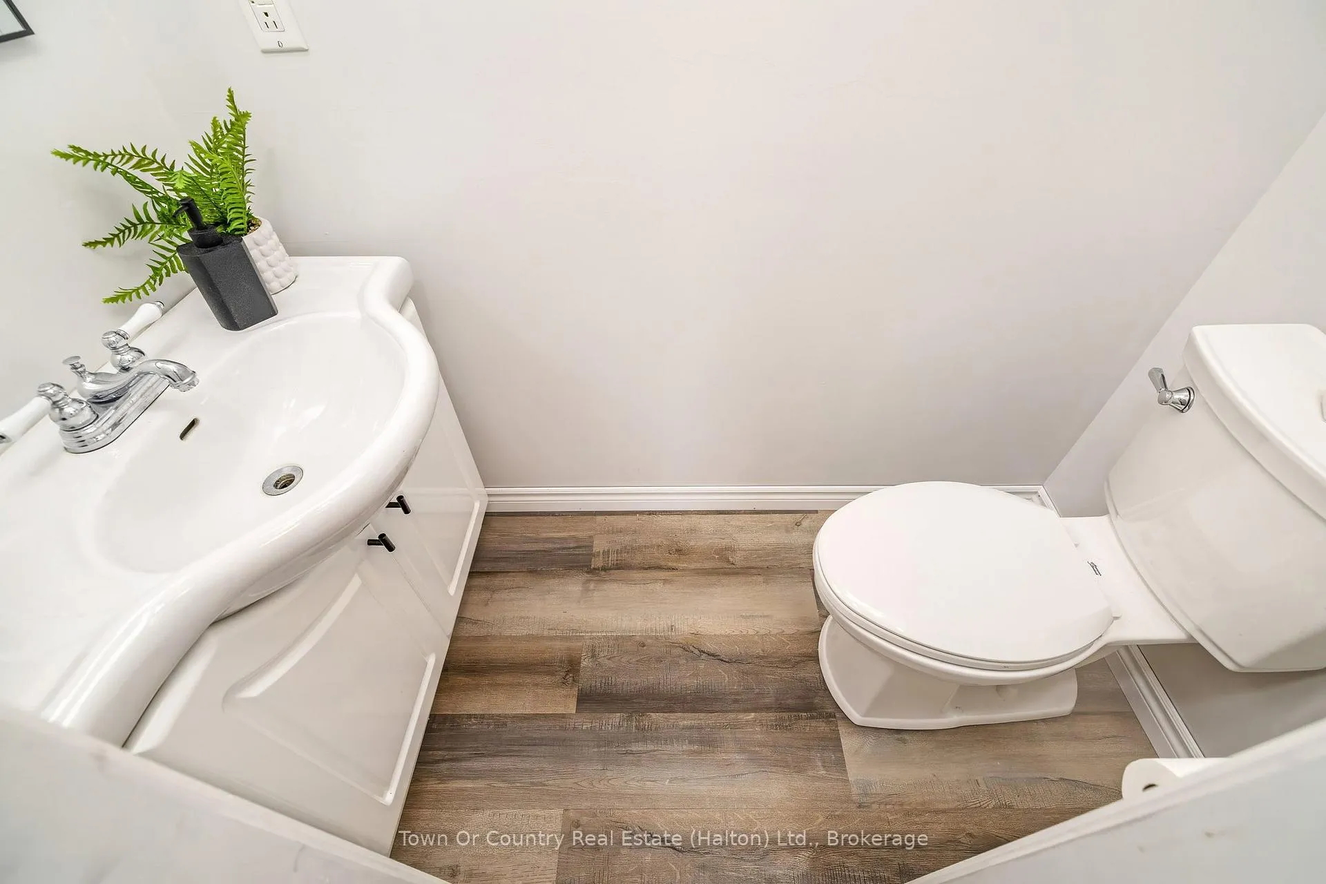 Photo 18 of 522 Conway Court, Milton, Timberlea — HOMEH