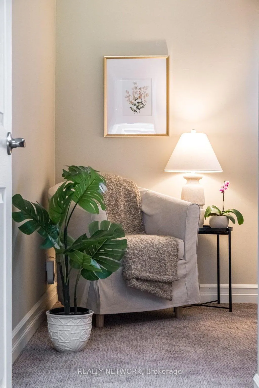 Photo 23 of 129 Oneida Boulevard, Hamilton, Ancaster — HOMEH