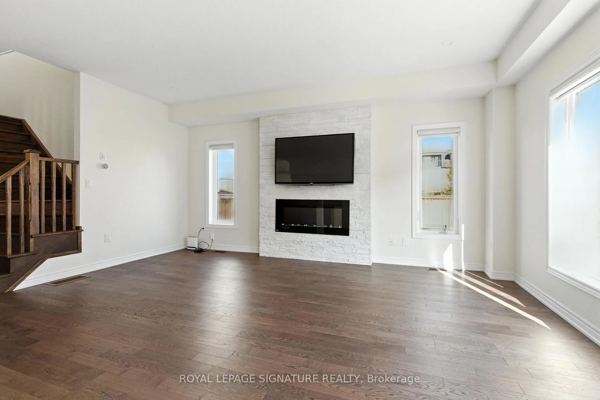Photo 12 of 25 Beasley Grove, Hamilton, Meadowlands — HOMEH