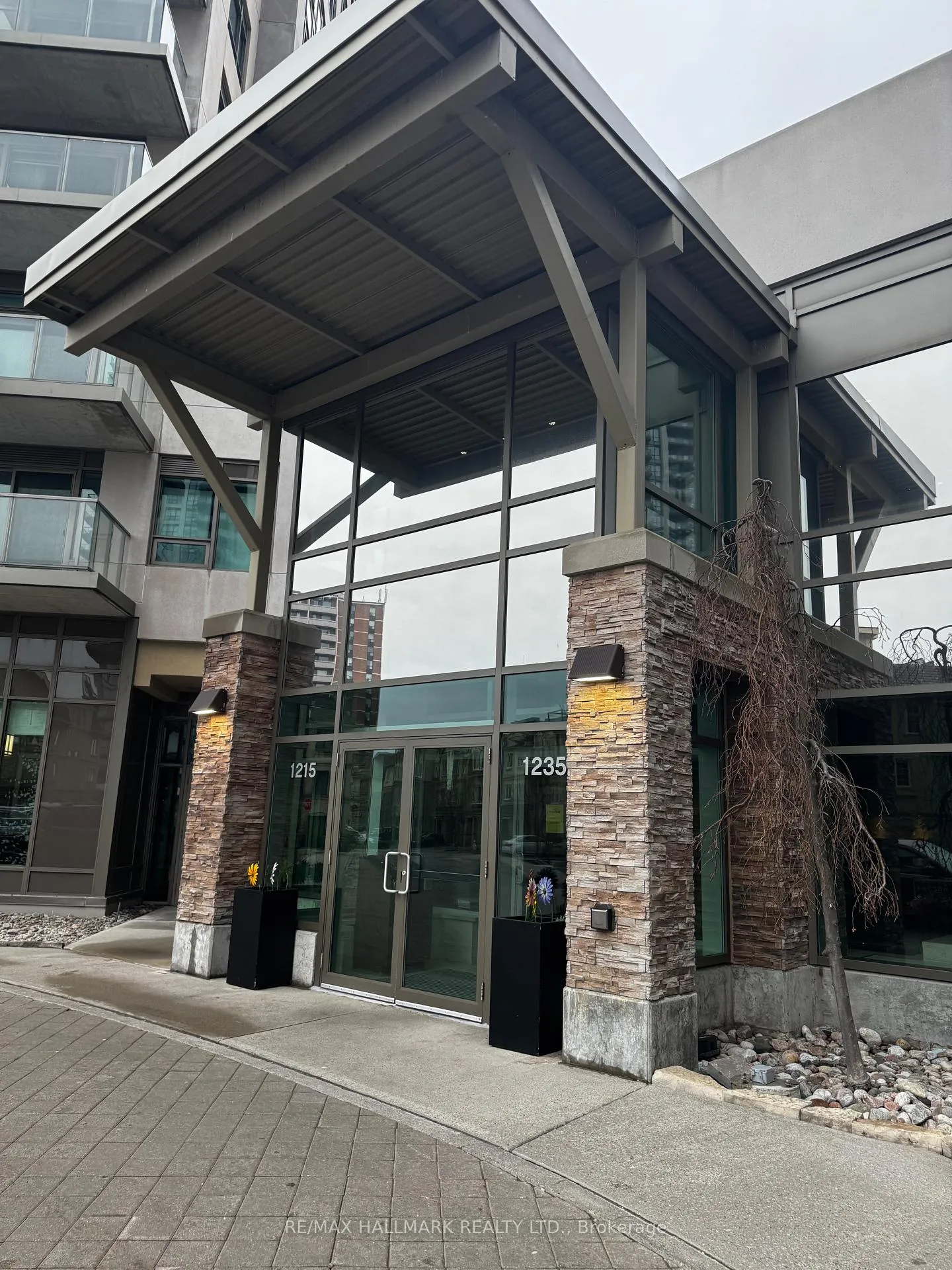Front of Unit 308, 1215 Bayly Street