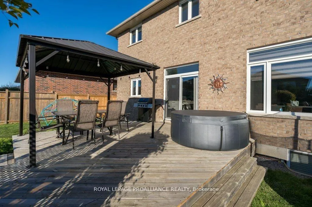 Photo 46 of 60 Crews Crescent, Quinte West, Murray Ward — HOMEH