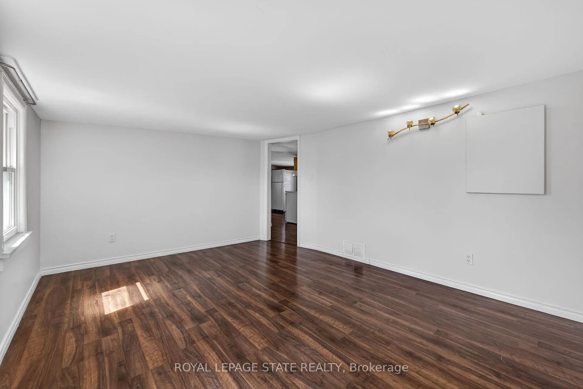 Photo 29 of 844 Upper Wellington Street, Hamilton, Balfour — HOMEH