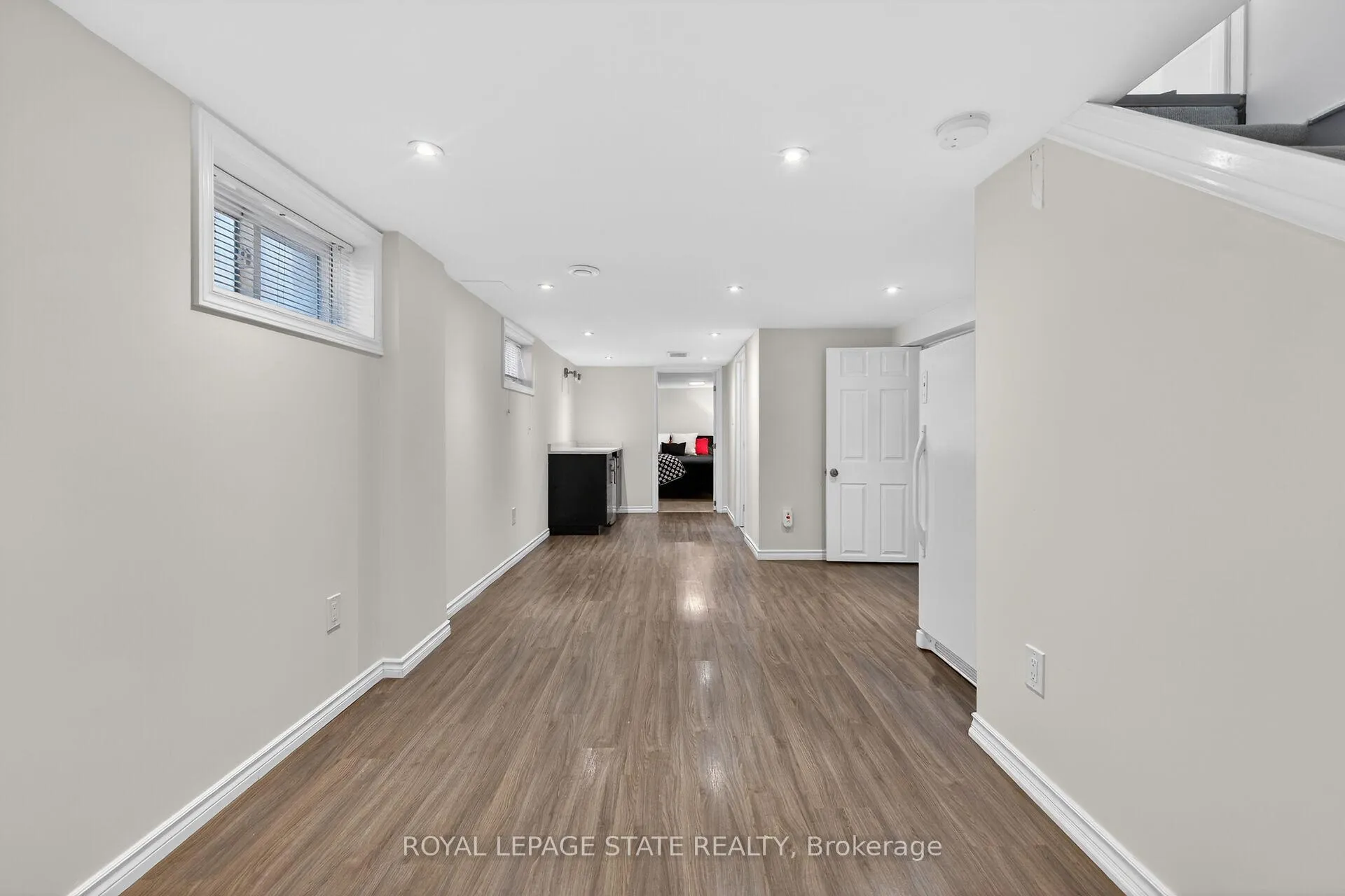 Photo 34 of 844 Upper Wellington Street, Hamilton, Balfour — HOMEH