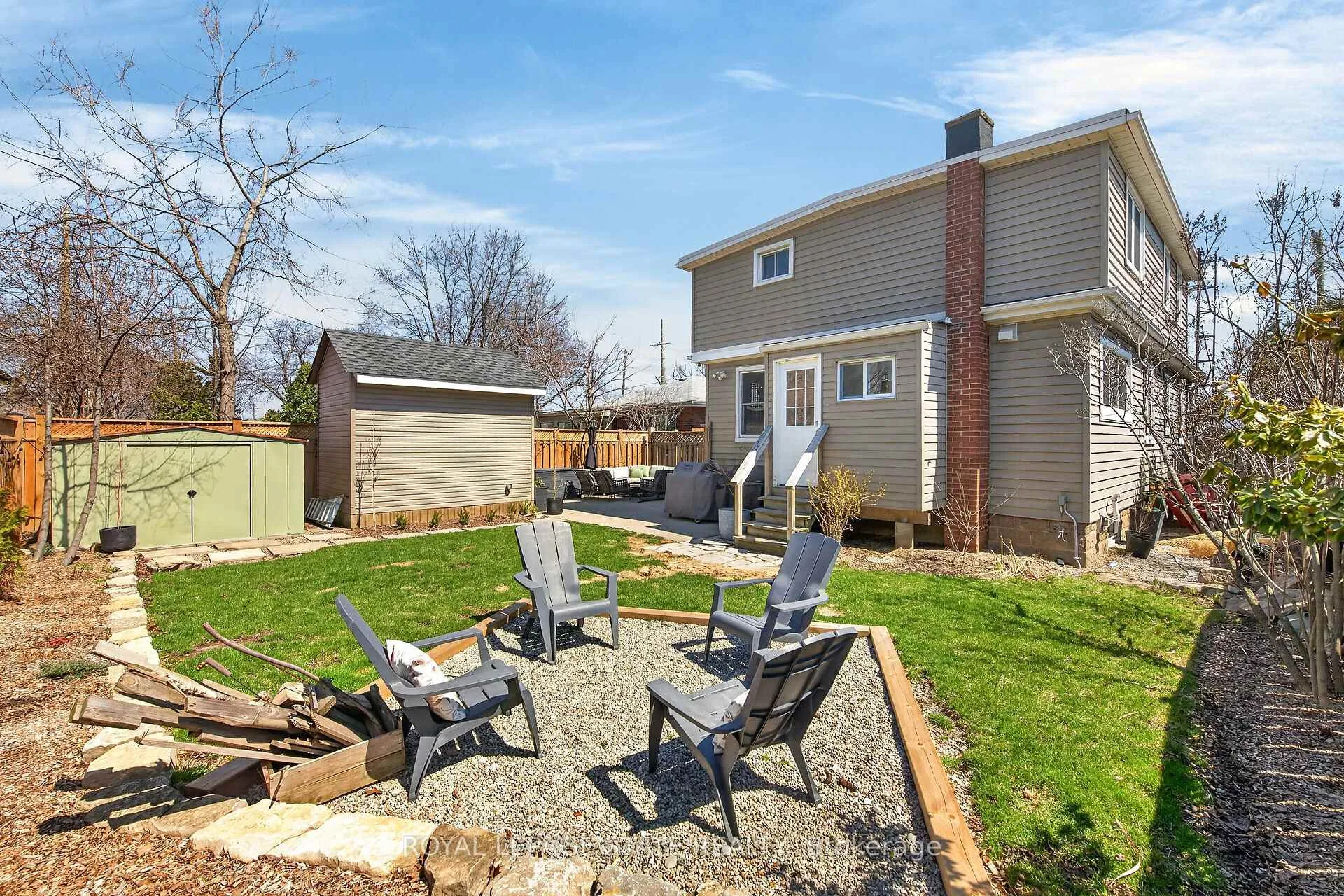 Photo 47 of 844 Upper Wellington Street, Hamilton, Balfour — HOMEH