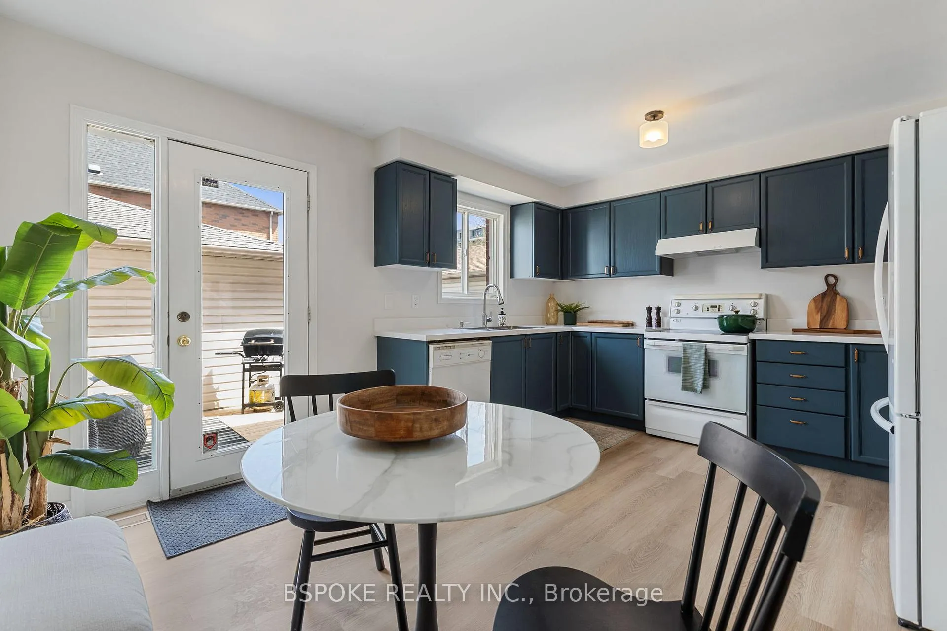 Photo 9 of 1099 Ossington Avenue, Toronto, Wychwood — HOMEH