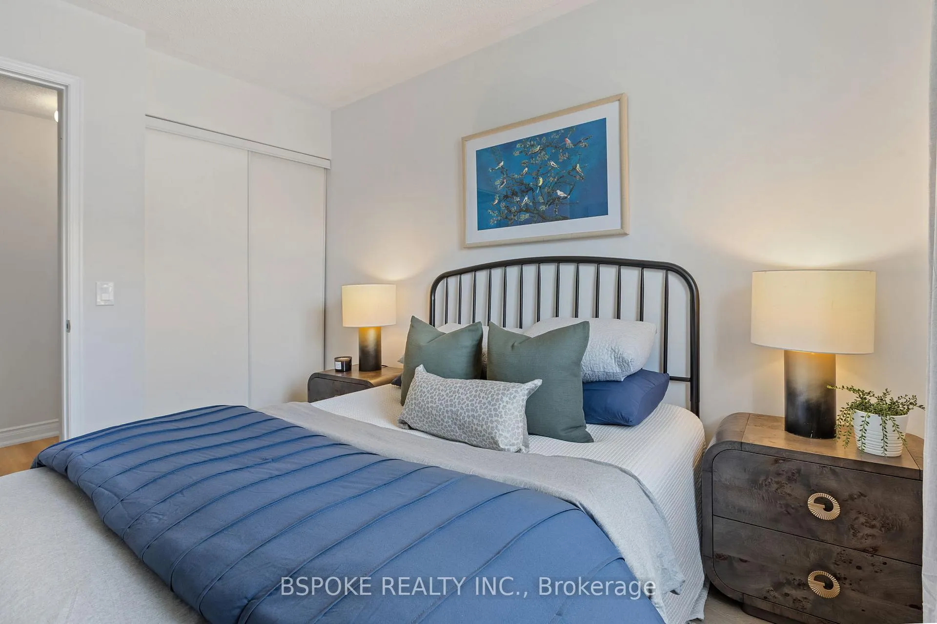 Photo 15 of 1099 Ossington Avenue, Toronto, Wychwood — HOMEH