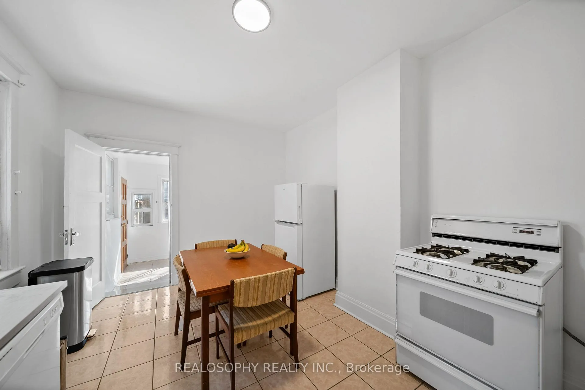 Photo 6 of 865 Pape Avenue, Toronto, Danforth Village-East York — HOMEH