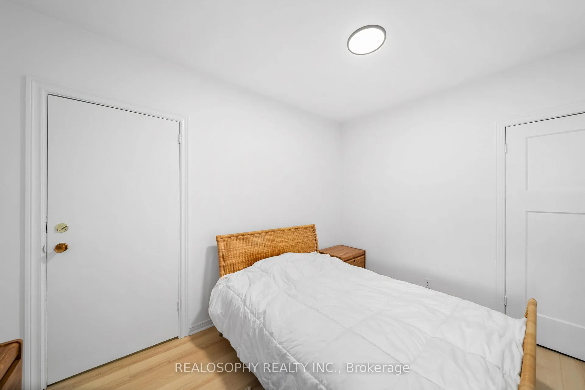 Photo 15 of 865 Pape Avenue, Toronto, Danforth Village-East York — HOMEH